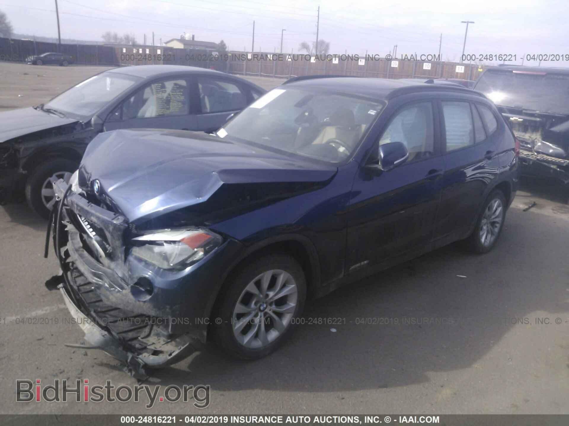 2013 BMW X1 - VIN: WBAVL1C57DVR88233 - Фото 2