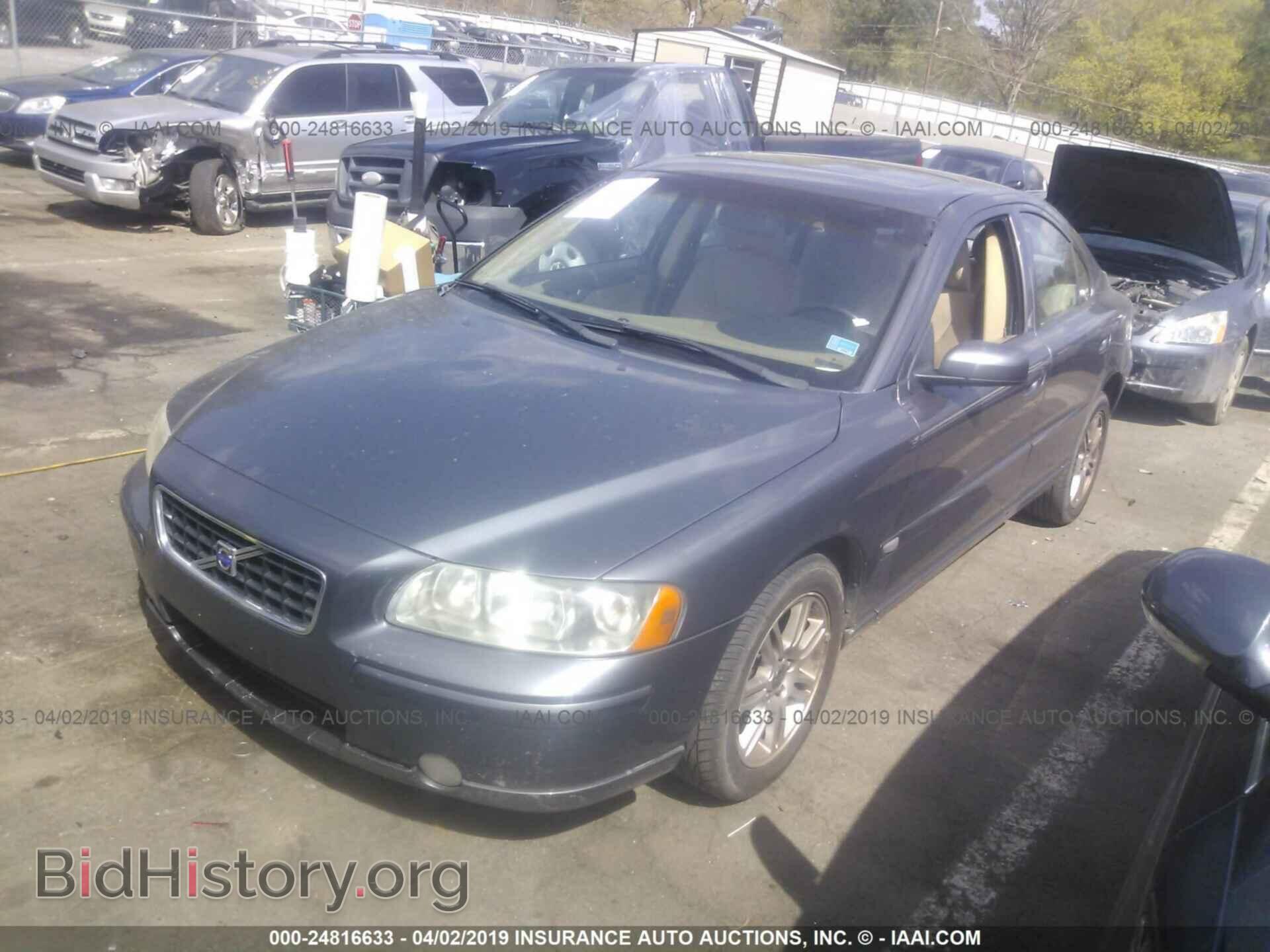 2006 VOLVO S60 - VIN: YV1RH592262544427 - Фото 2