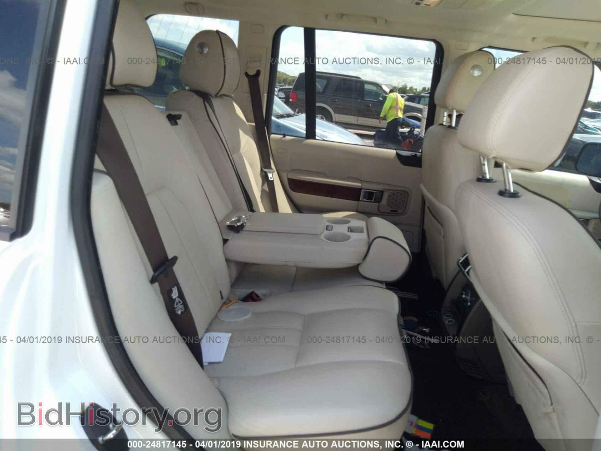 2011 LAND ROVER RANGE ROVER - VIN: SALME1D41BA347221 - Фото 8
