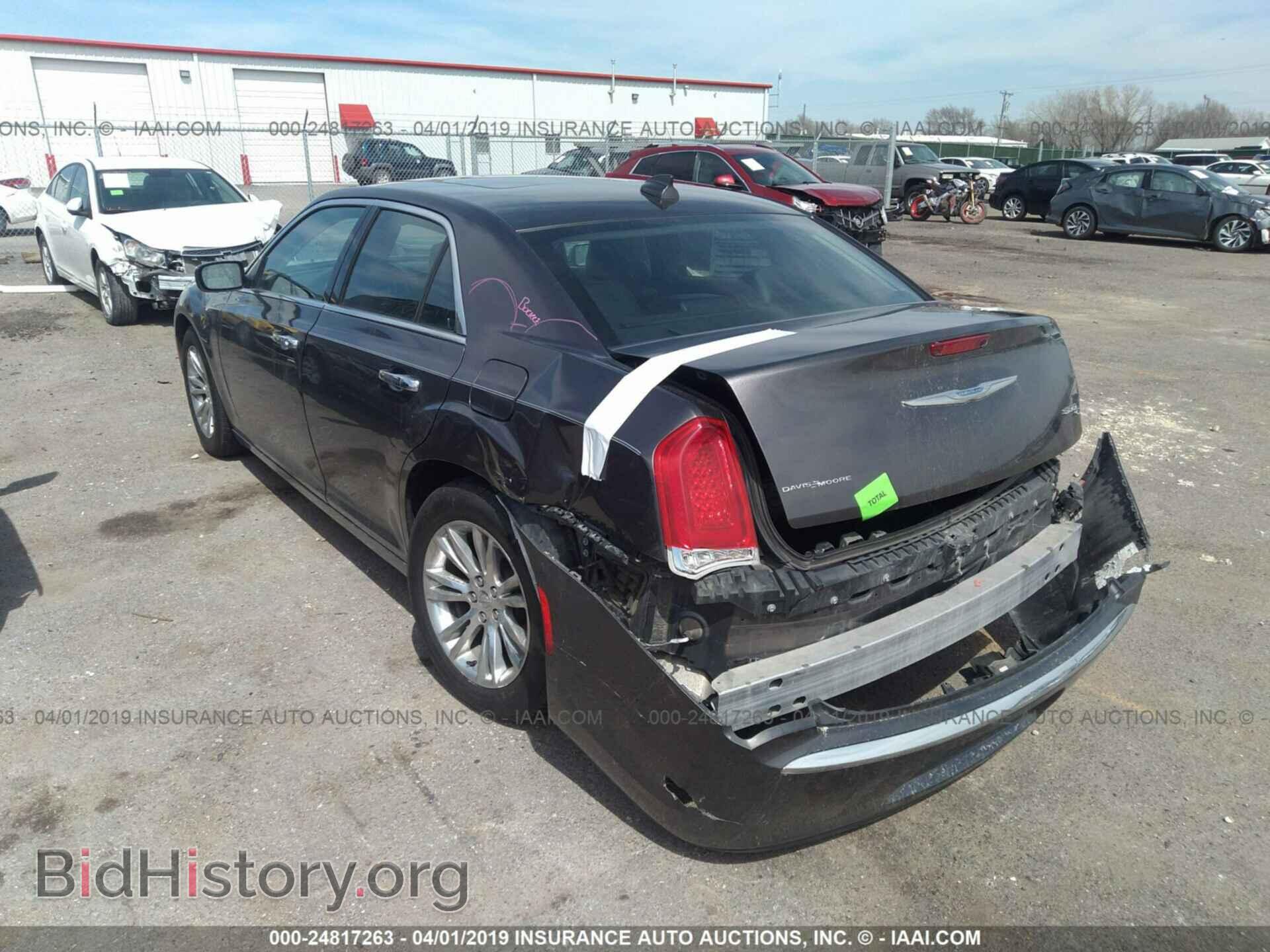 2017 CHRYSLER 300C - VIN: 2C3CCAEG3HH549851 - Фото 3