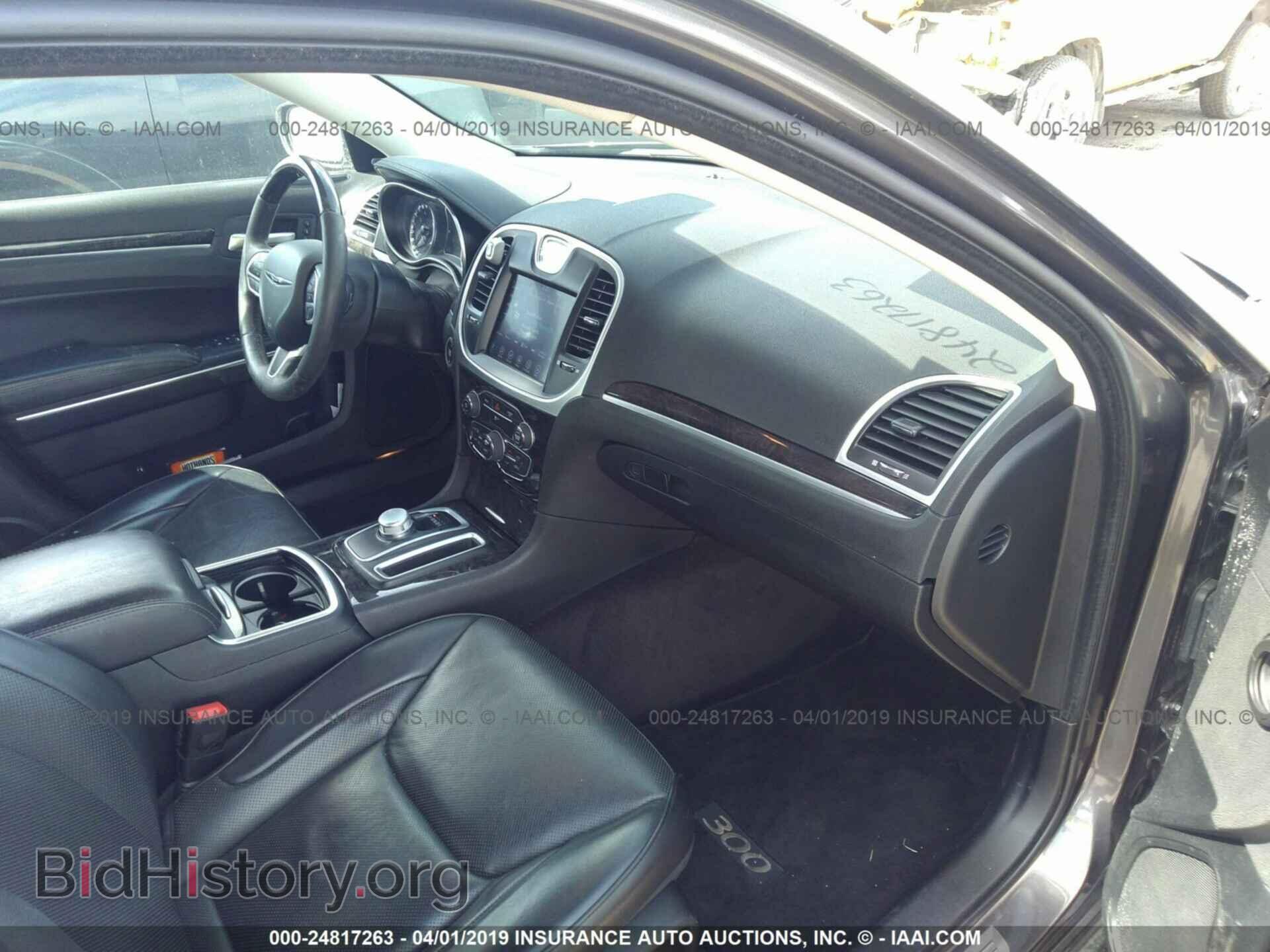 2017 CHRYSLER 300C - VIN: 2C3CCAEG3HH549851 - Фото 5