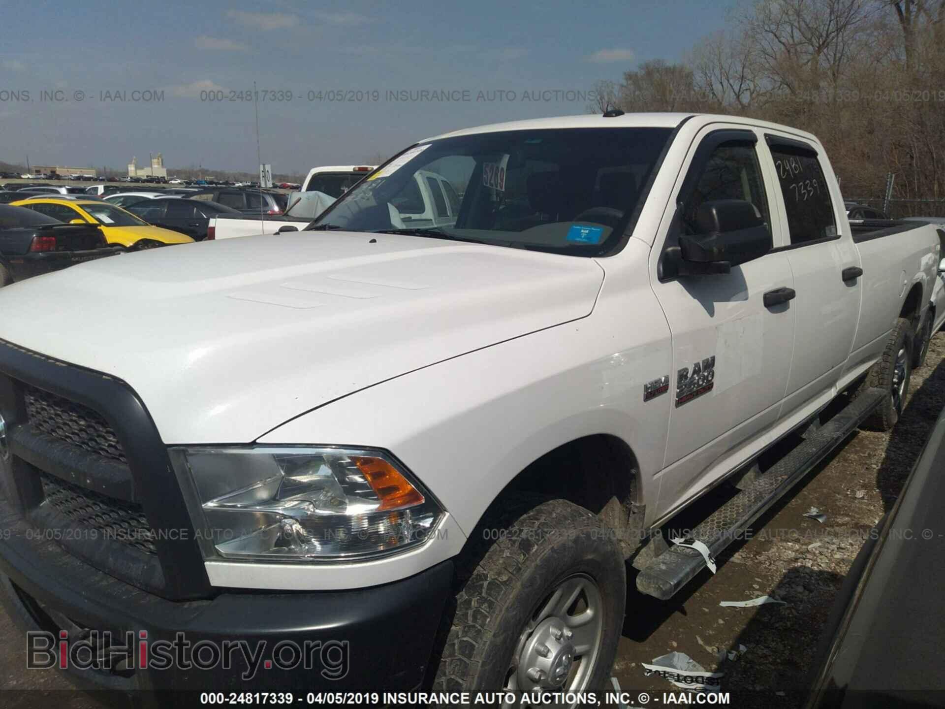2014 RAM 2500 - VIN: 3C6TR5HT6EG120961 - Photo 2