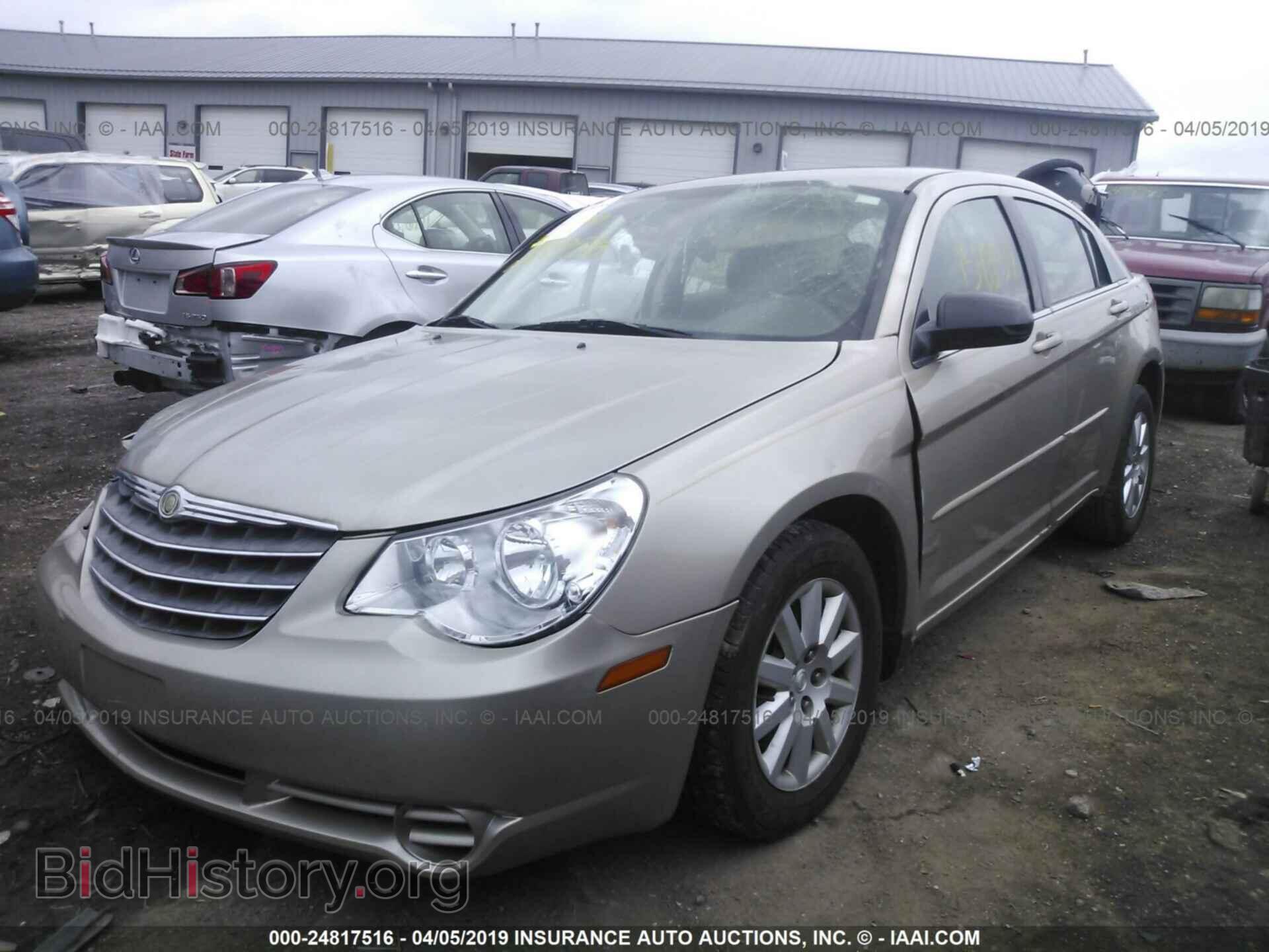 2009 CHRYSLER SEBRING - VIN: 1C3LC46B89N520973 - Фото 2