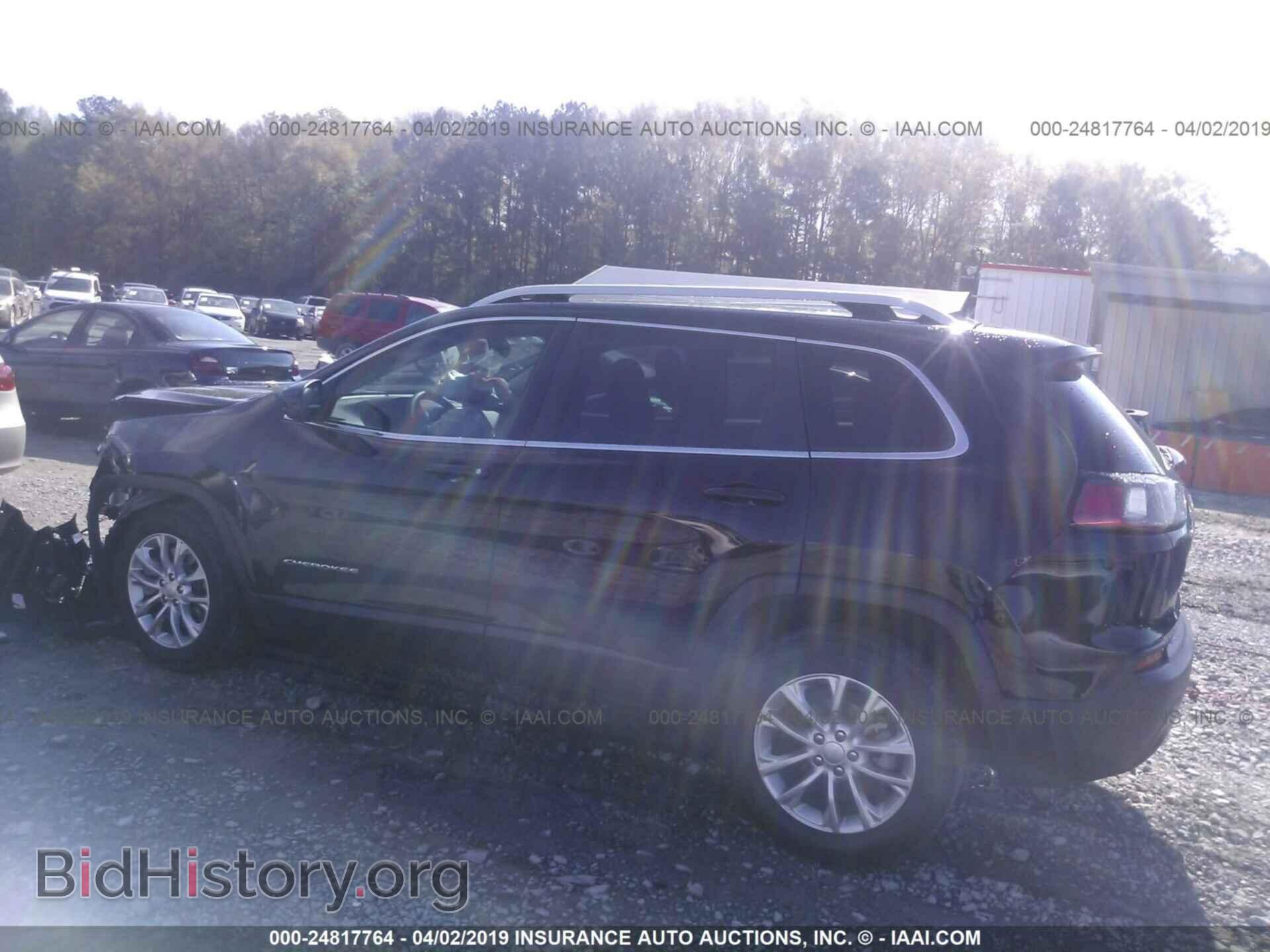 2019 JEEP CHEROKEE - VIN: 1C4PJLCB8KD241441 - Photo 3