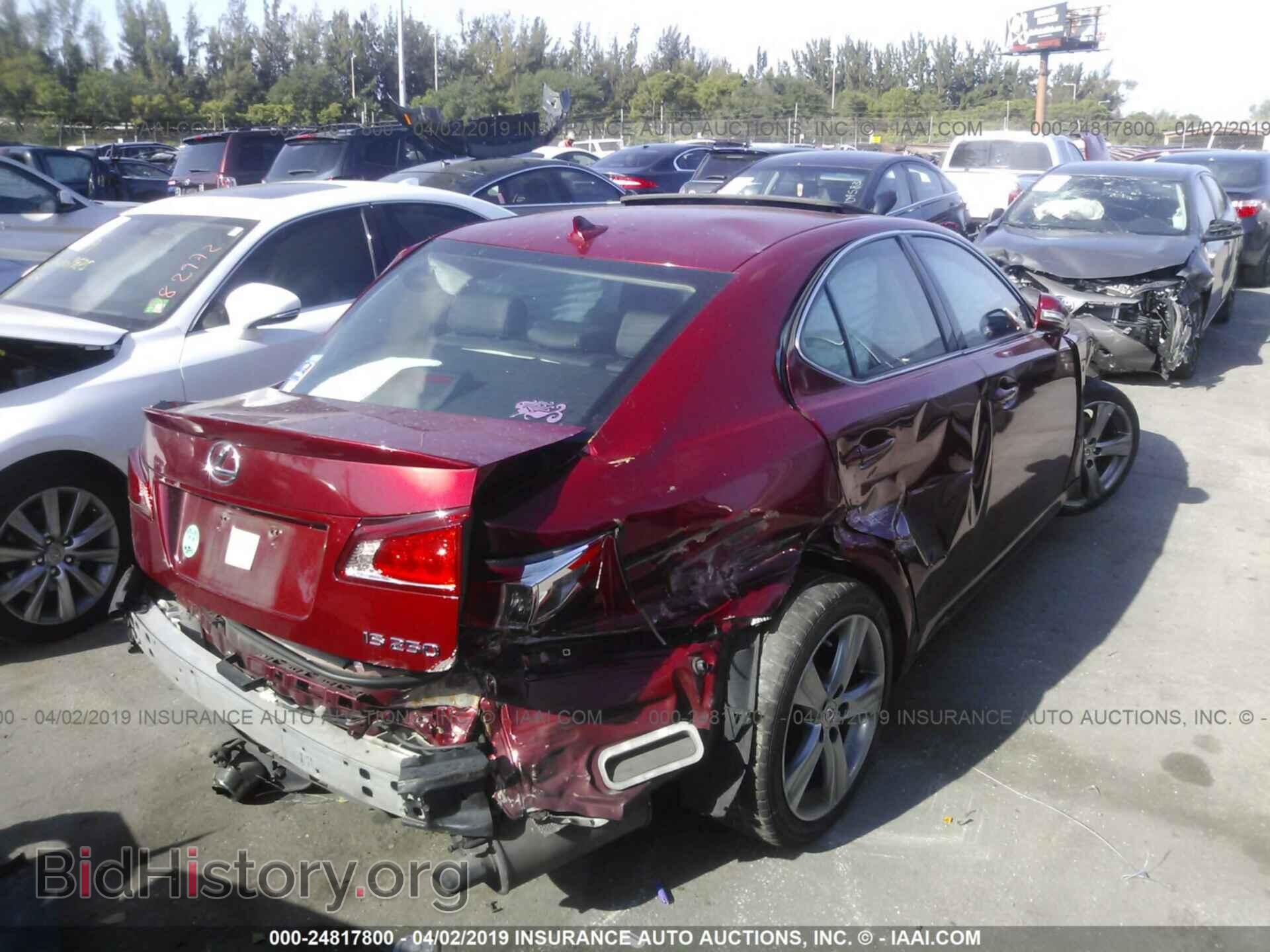 2011 LEXUS IS - VIN: JTHBF5C24B5135701 - Photo 4
