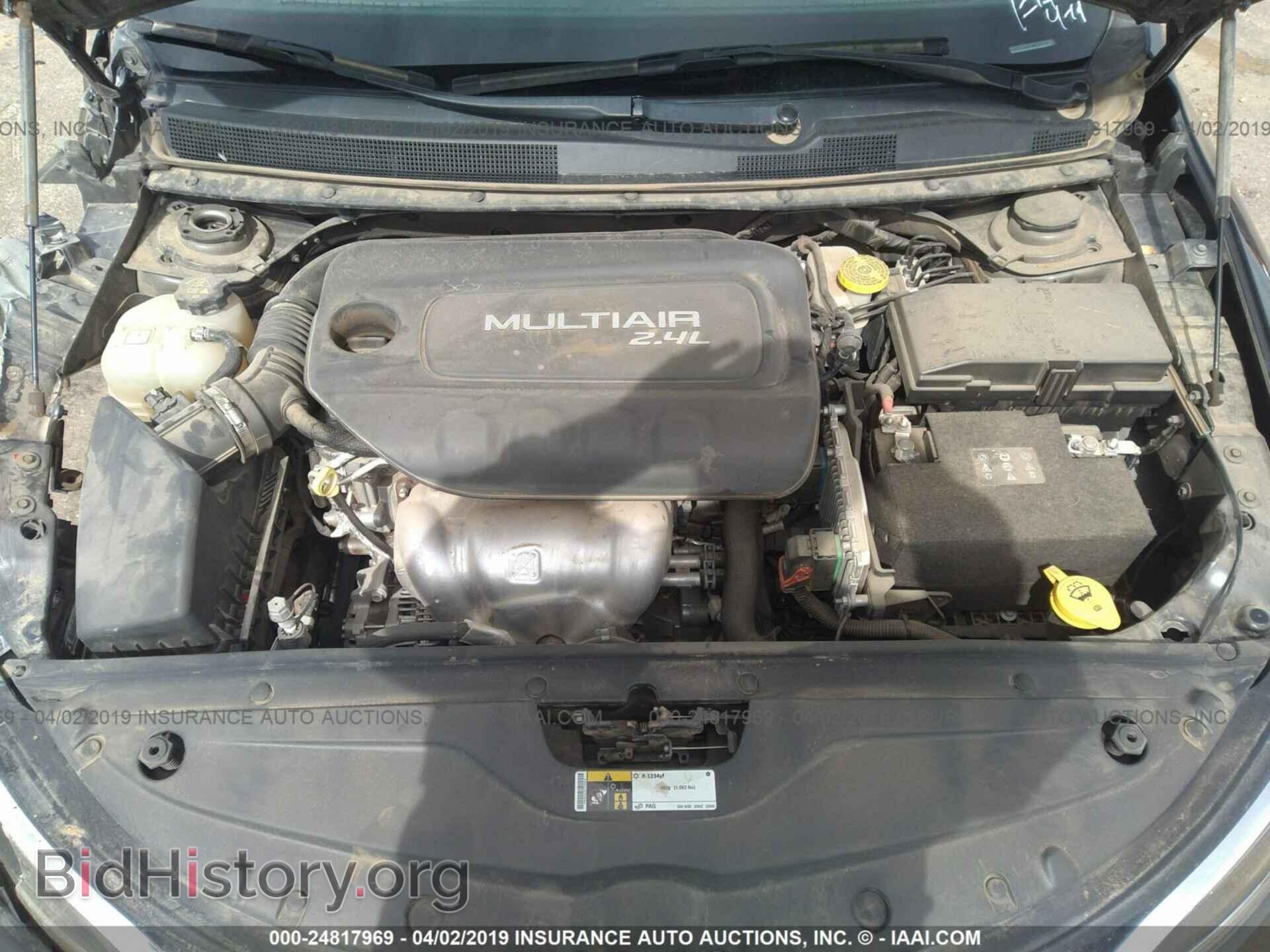 2017 CHRYSLER 200 - VIN: 1C3CCCAB5HN507744 - Фото 10