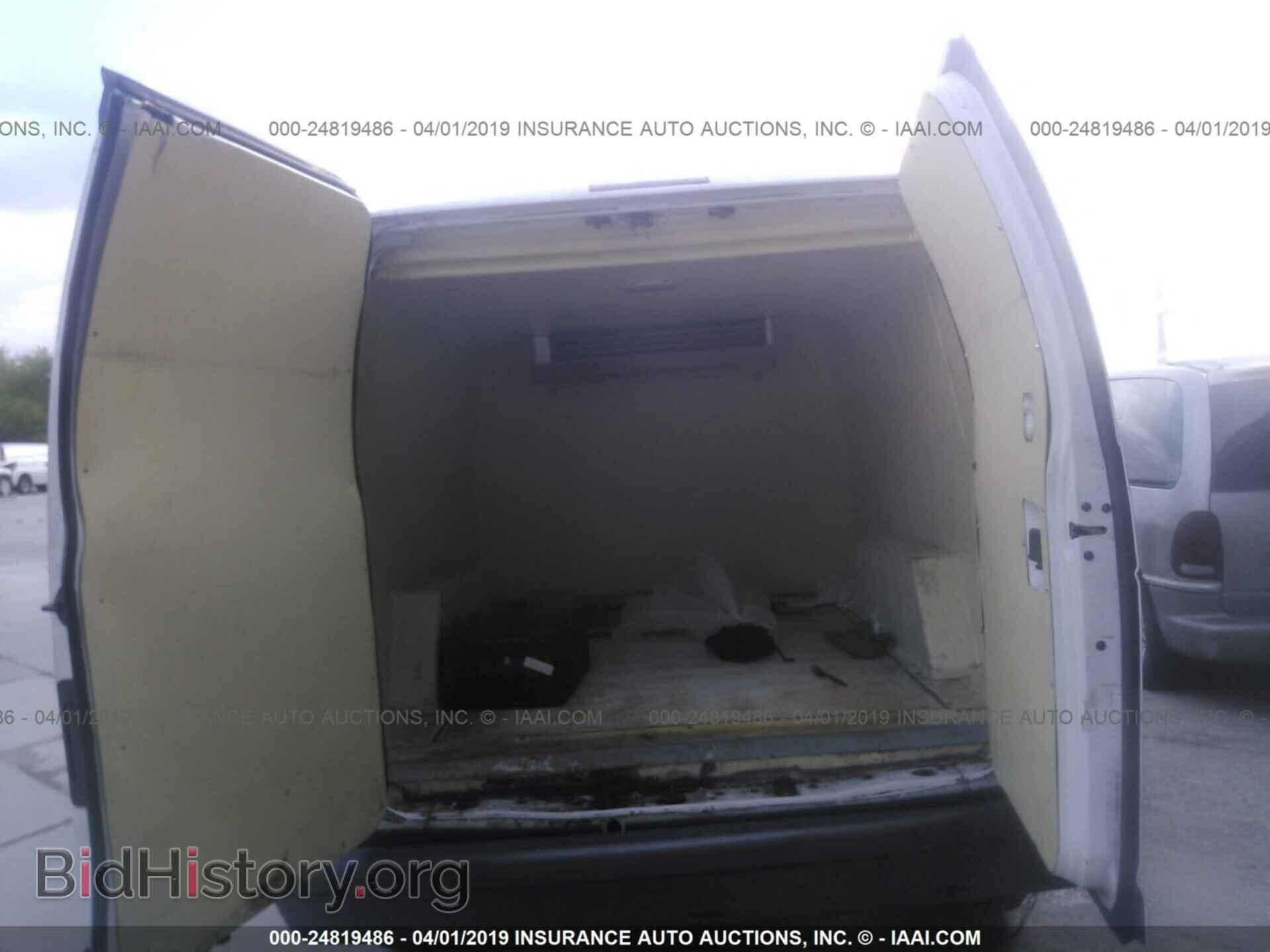 2004 FORD ECONOLINE - VIN: 1FTNE24W64HA67985 - Photo 8