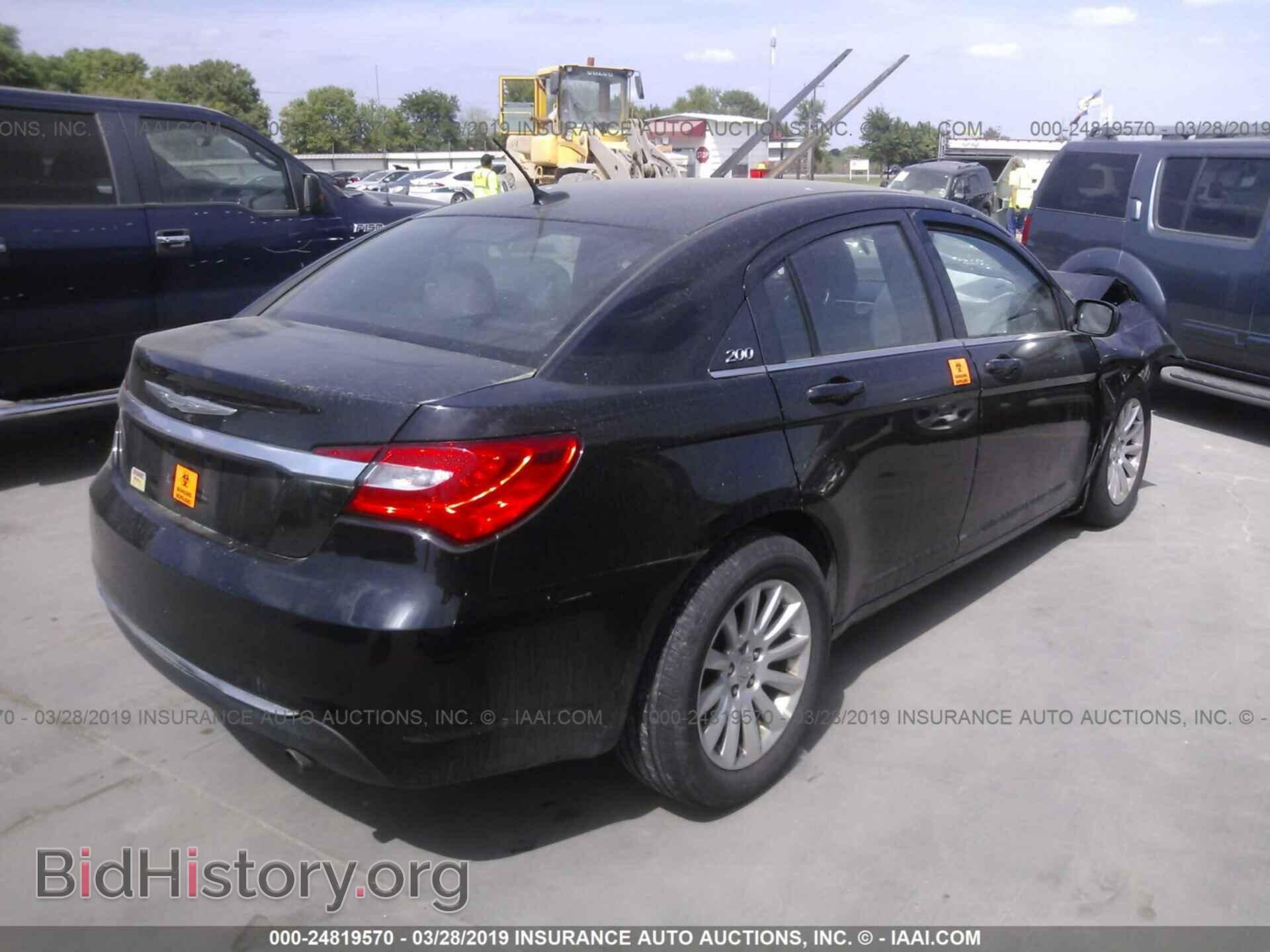 2013 CHRYSLER 200 - VIN: 1C3CCBAB3DN704691 - Photo 4
