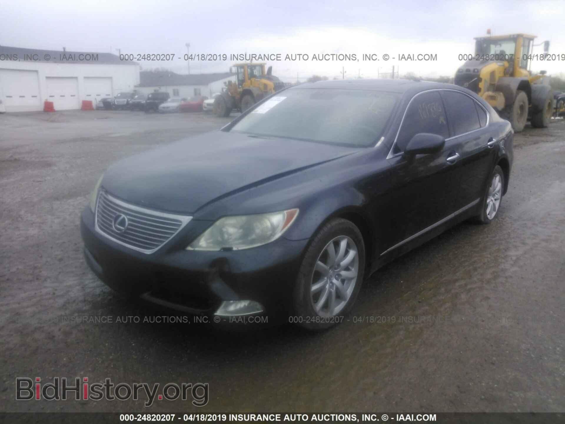 2007 LEXUS LS - VIN: JTHBL46F575020100 - Фото 2
