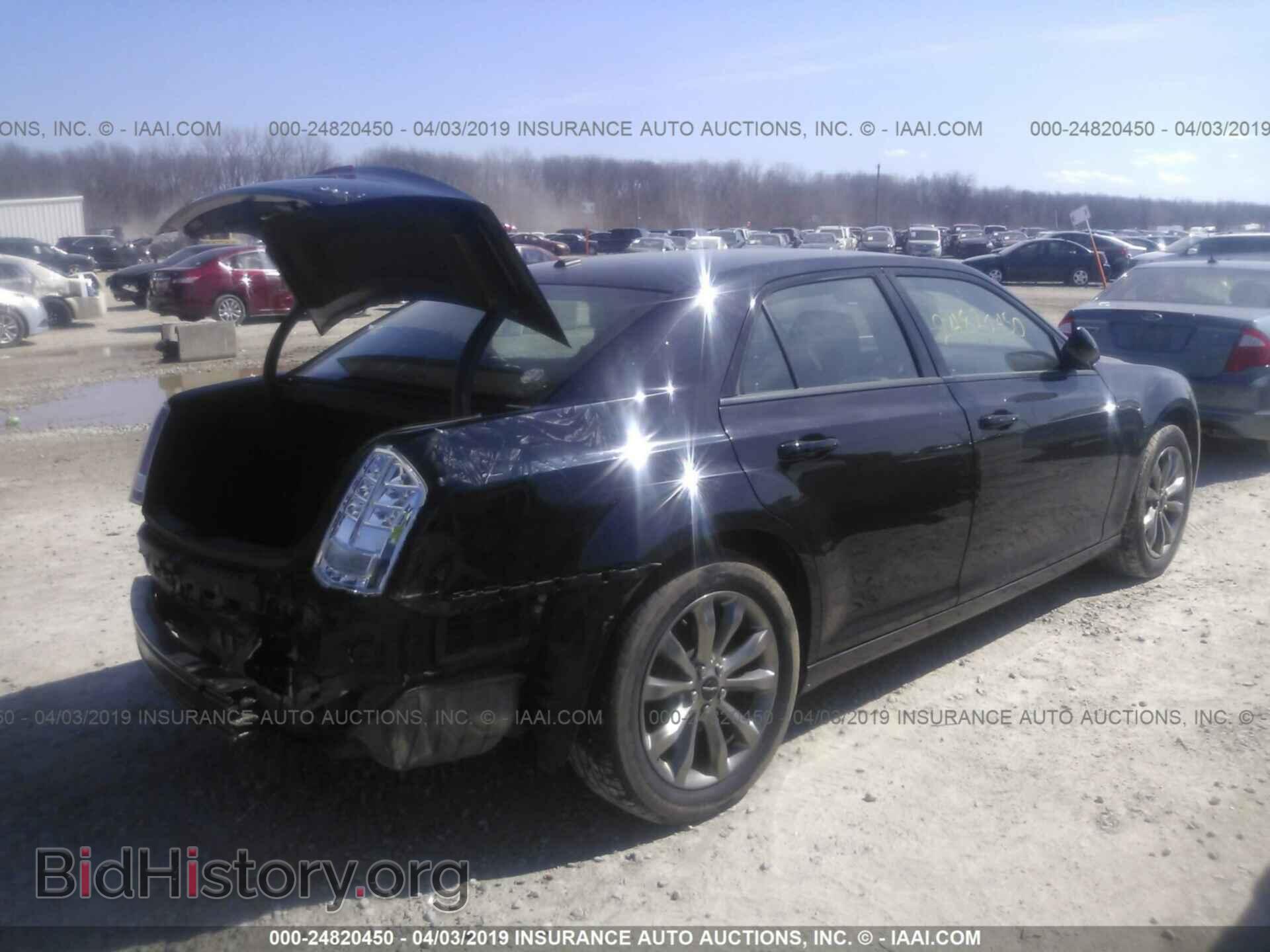 2014 CHRYSLER 300 - VIN: 2C3CCAGG5EH287808 - Фото 4