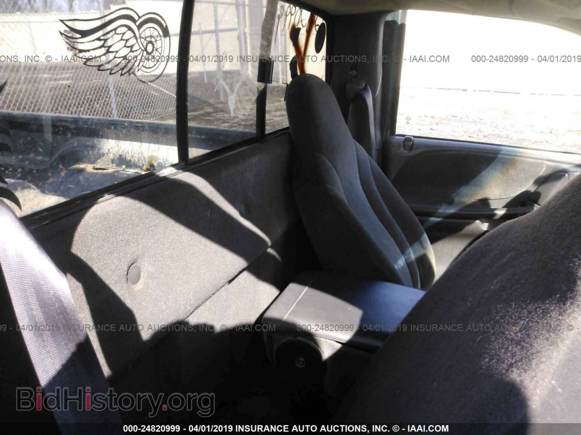 2000 DODGE DAKOTA - VIN: 1B7FL26X3YS583231 - Photo 8