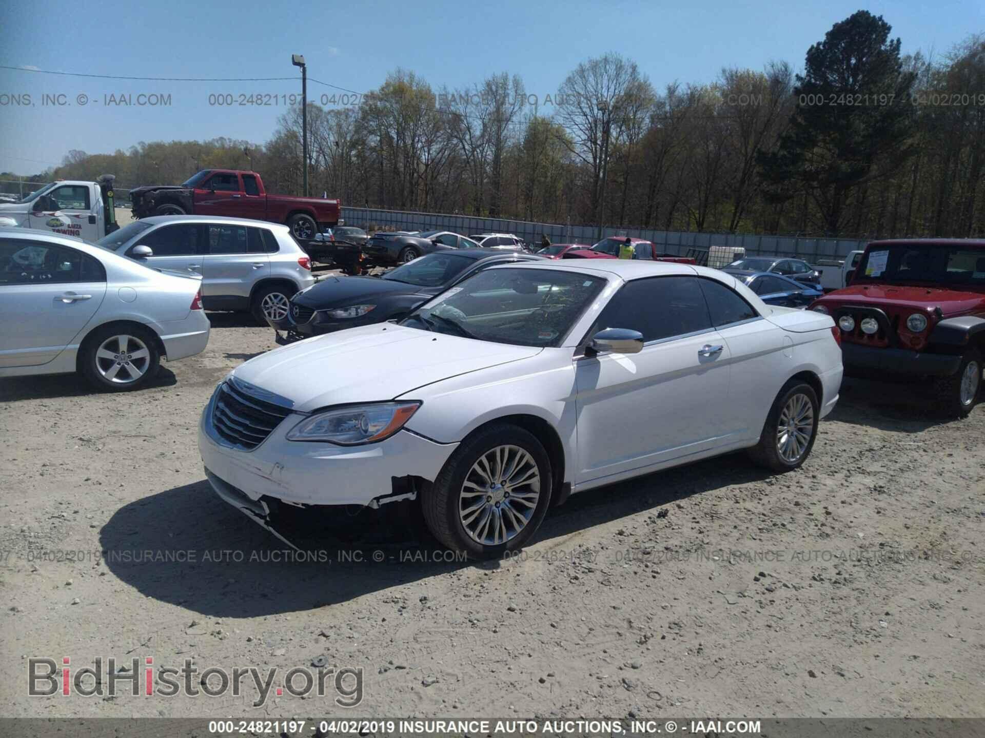 2013 CHRYSLER 200 - VIN: 1C3BCBFG6DN557430 - Photo 2