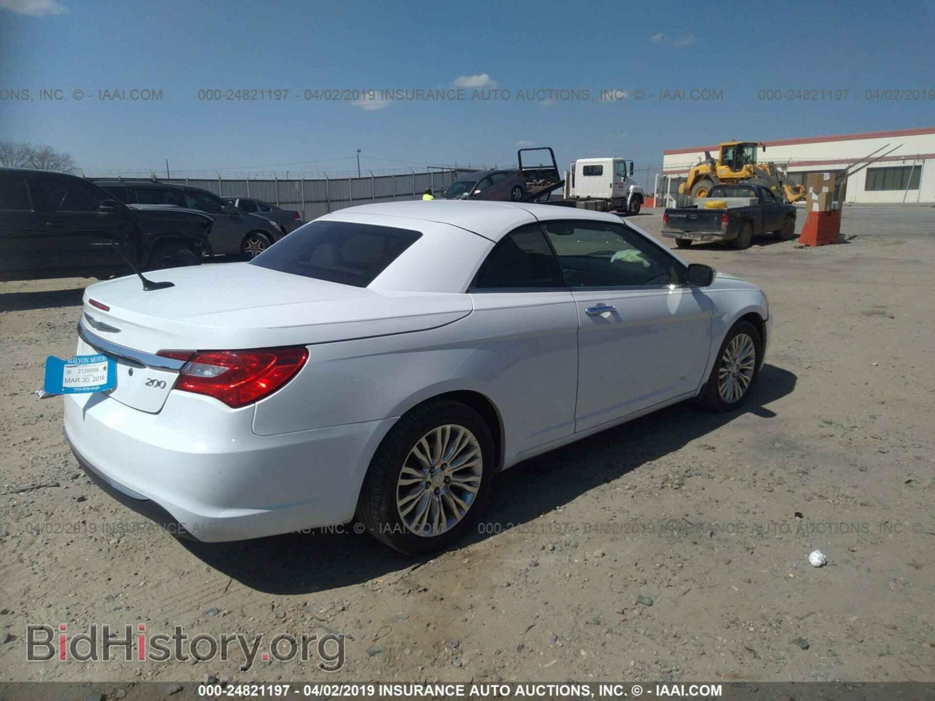2013 CHRYSLER 200 - VIN: 1C3BCBFG6DN557430 - Photo 4