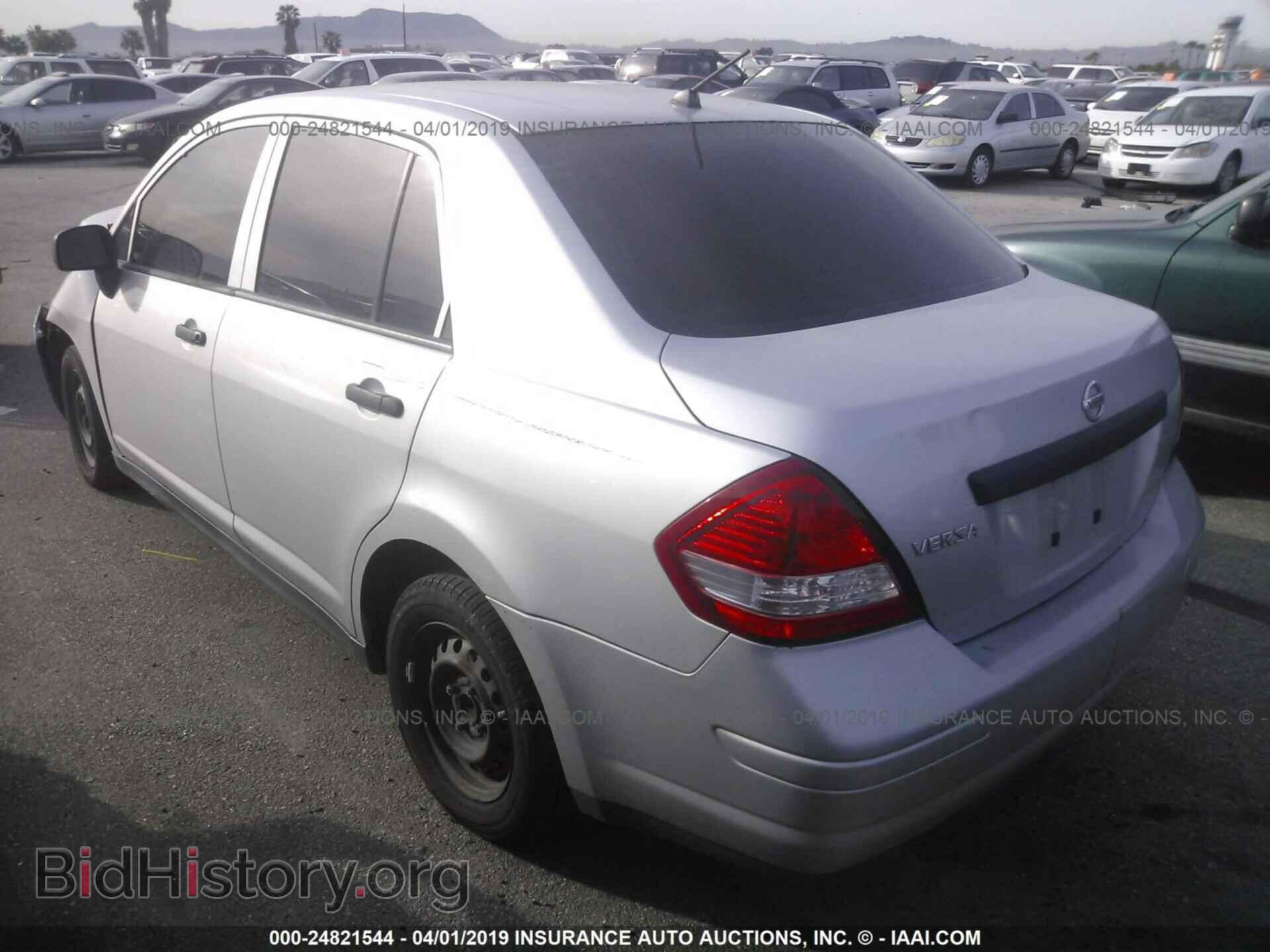 2009 NISSAN VERSA - VIN: 3N1CC11E09L443739 - Фото 3