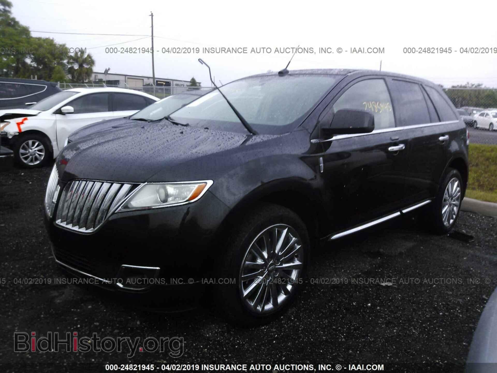 2011 LINCOLN MKX - VIN: 2LMDJ8JK3BBJ02228 - Фото 2