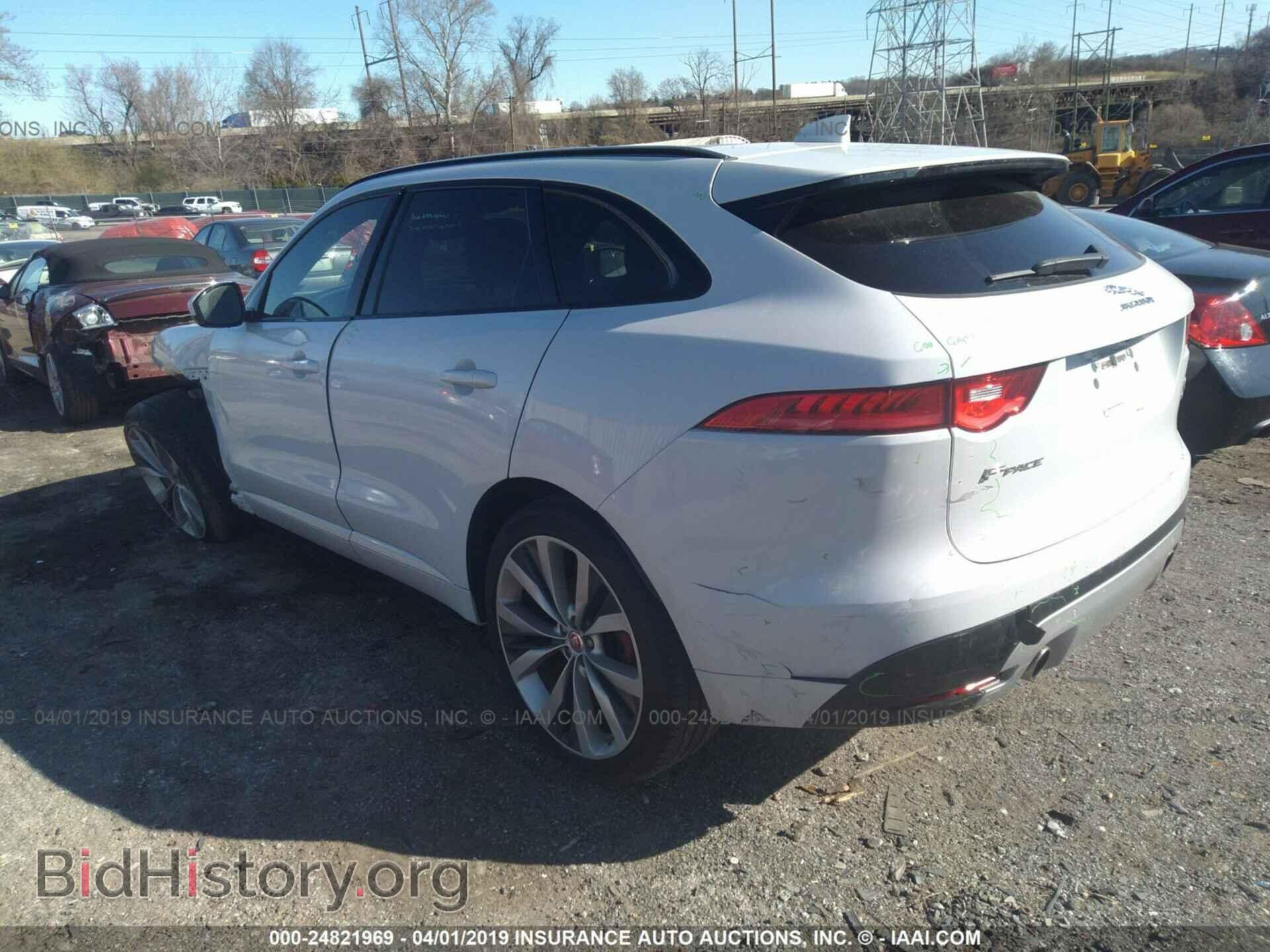 2017 JAGUAR F-PACE - VIN: SADCM2BV7HA063287 - Photo 3
