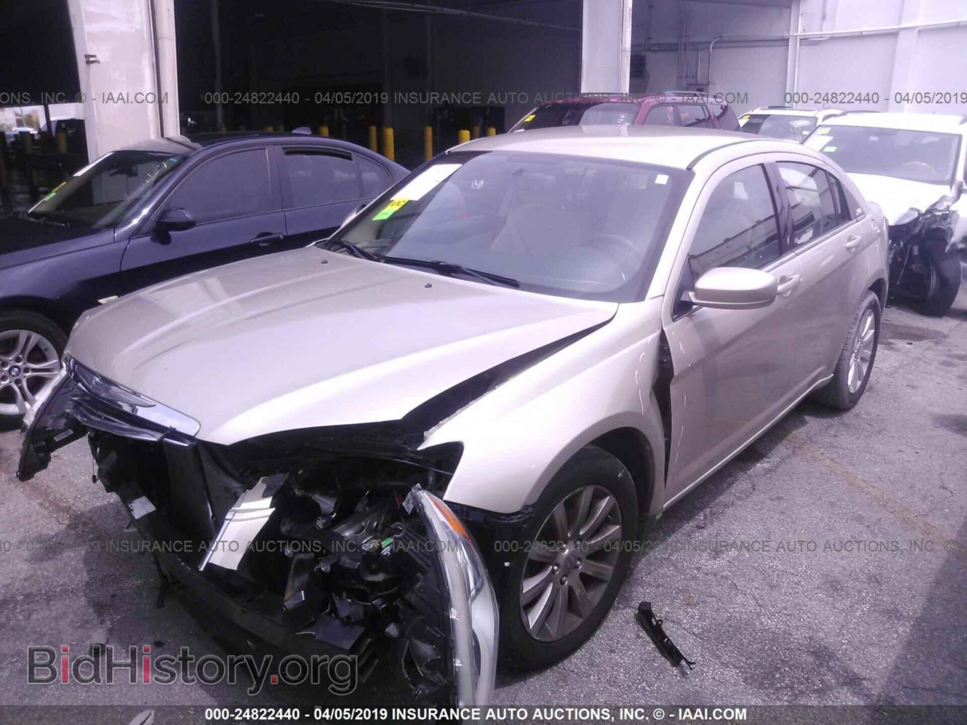 2013 CHRYSLER 200 - VIN: 1C3CCBBB7DN687179 - Photo 2