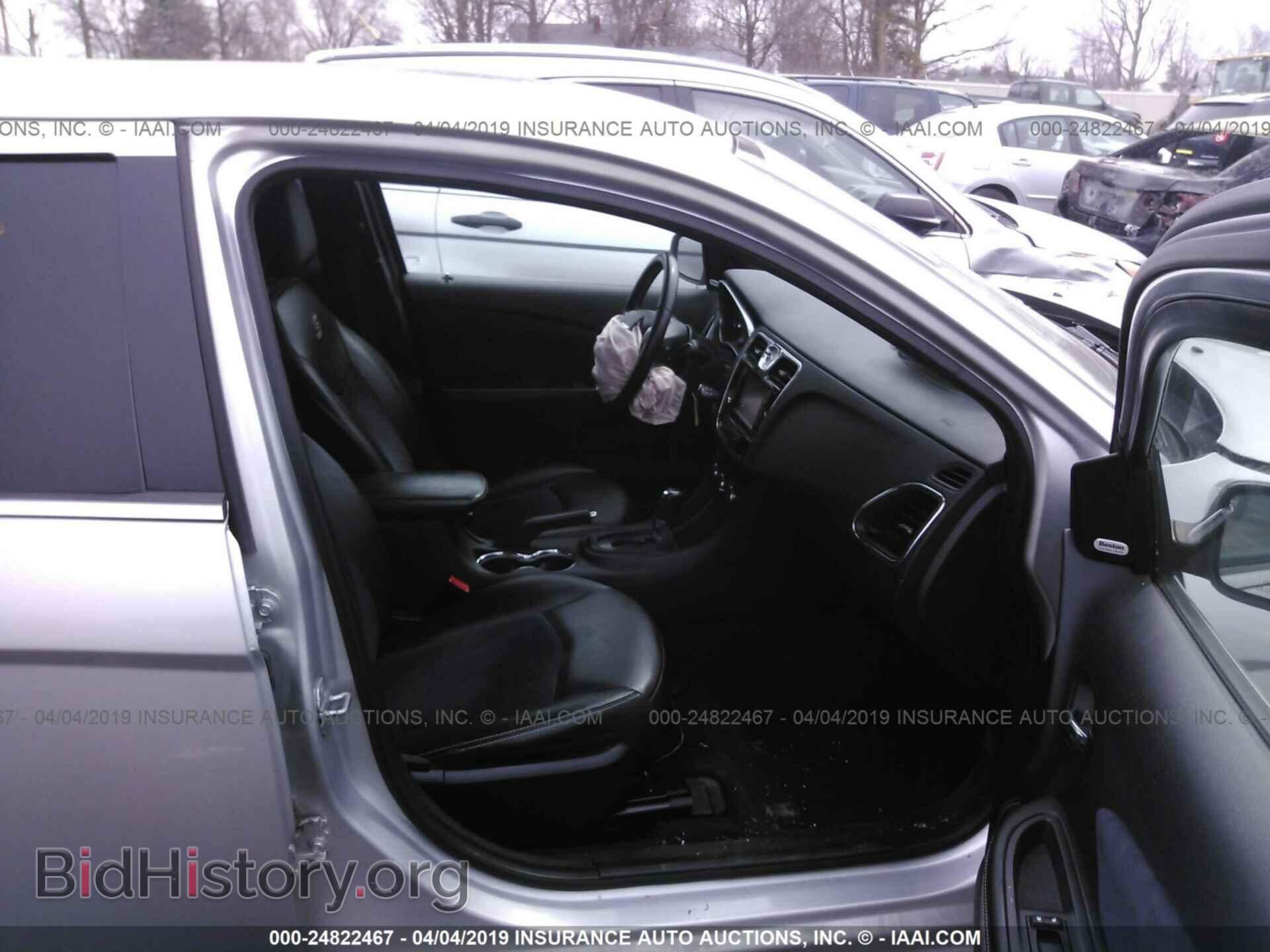 2012 CHRYSLER 200 - VIN: 1C3CCBHGXCN239195 - Фото 5