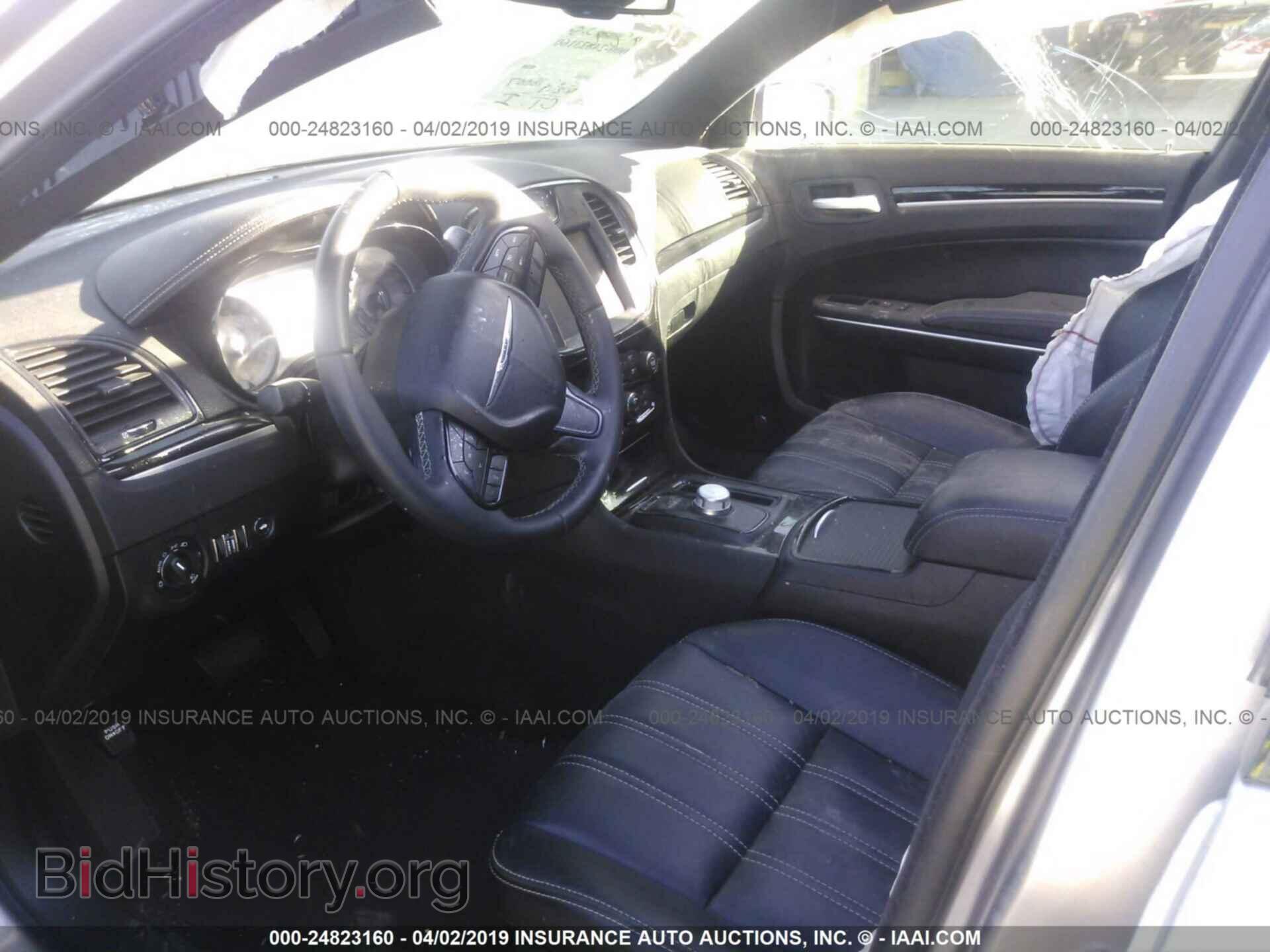 2018 CHRYSLER 300 - VIN: 2C3CCABG5JH244782 - Фото 5
