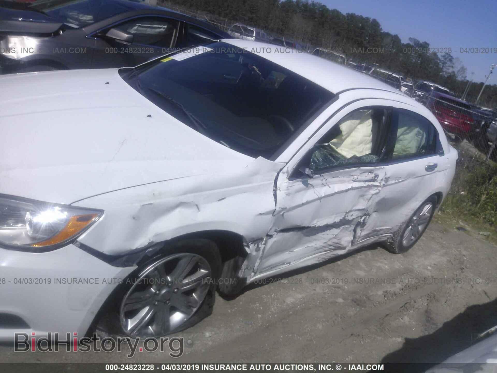 2013 CHRYSLER 200 - VIN: 1C3CCBAB8DN640308 - Фото 6