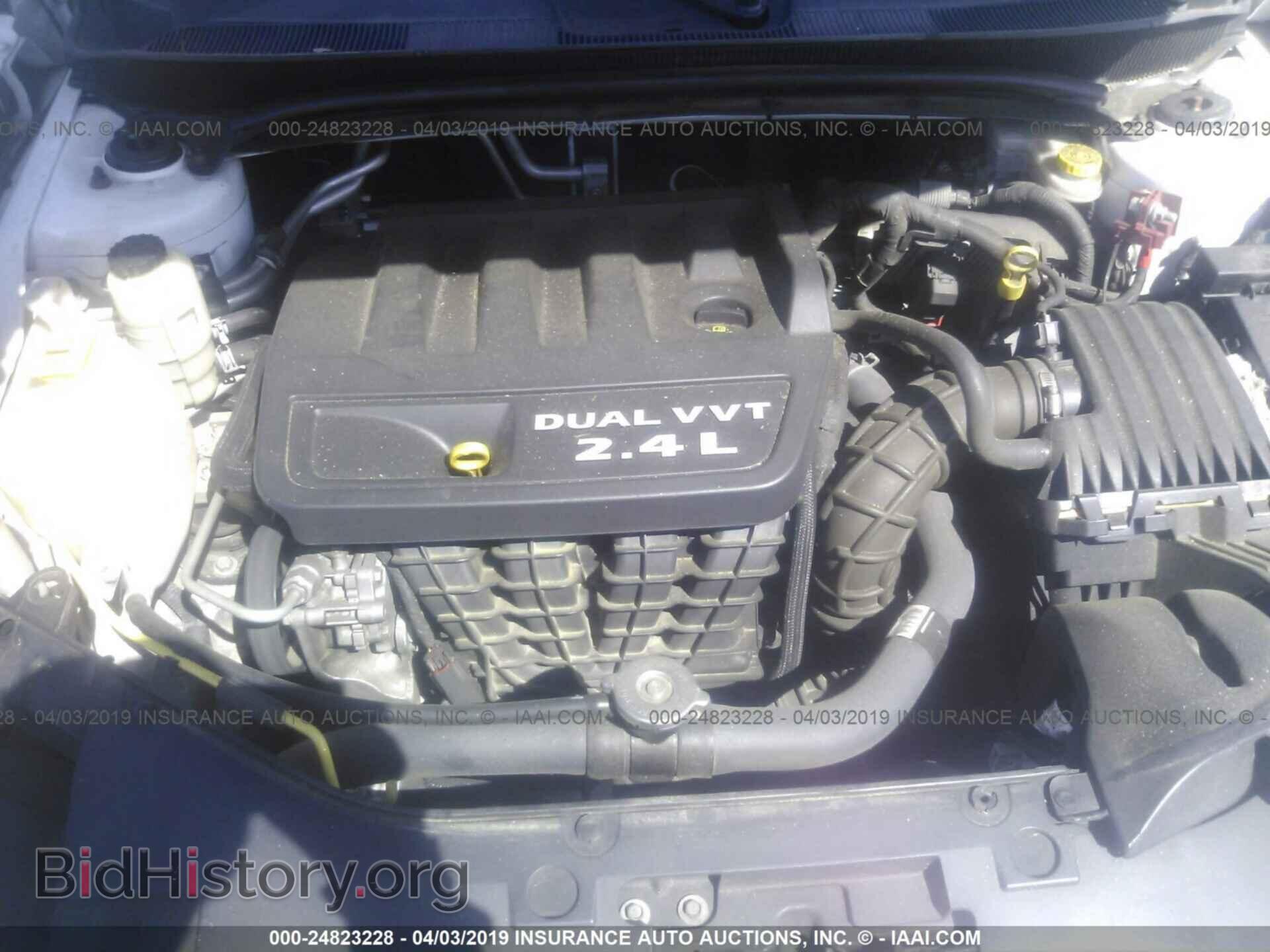2013 CHRYSLER 200 - VIN: 1C3CCBAB8DN640308 - Фото 10