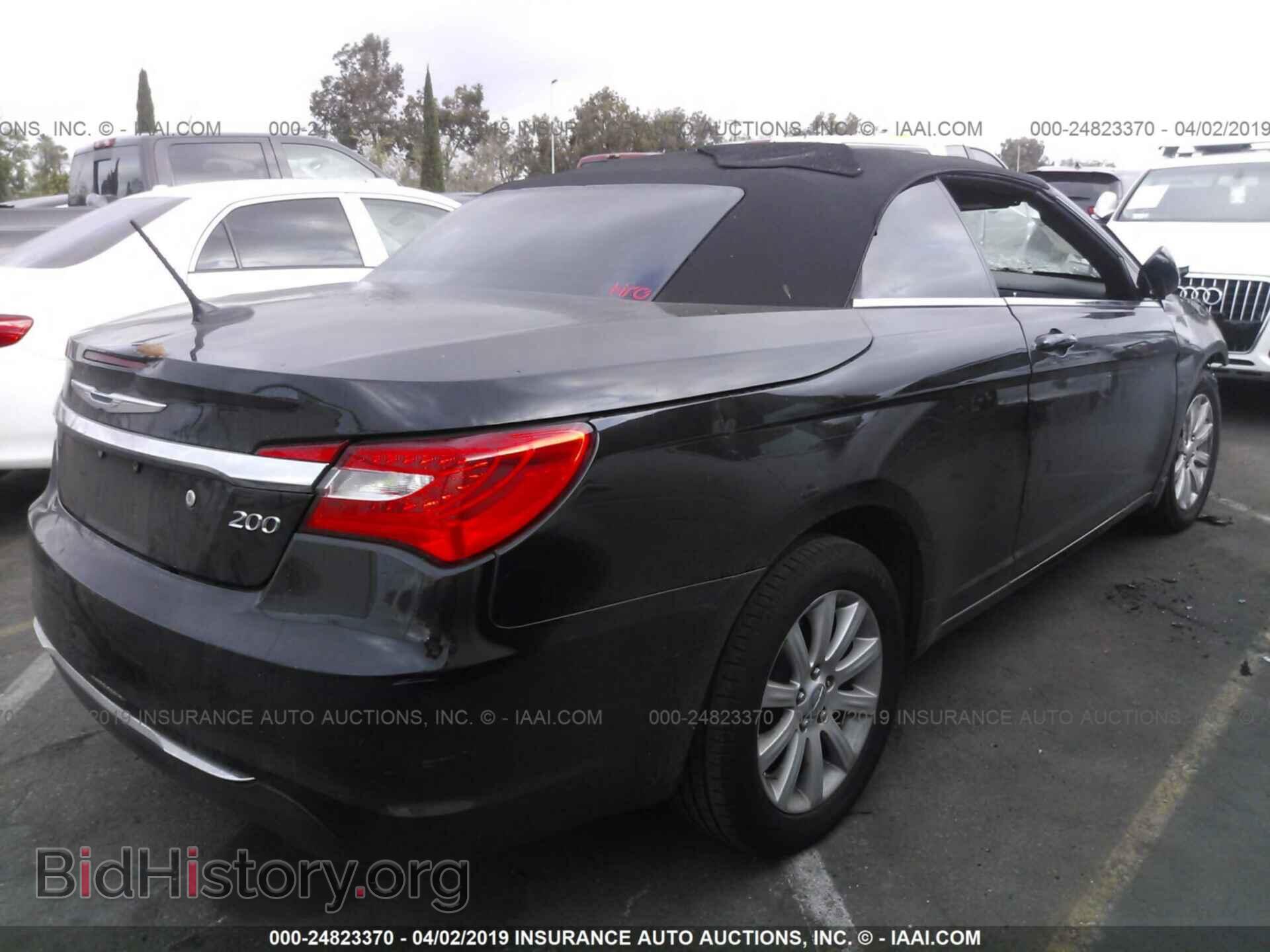 2011 CHRYSLER 200 - VIN: 1C3BC2EB5BN620455 - Photo 4