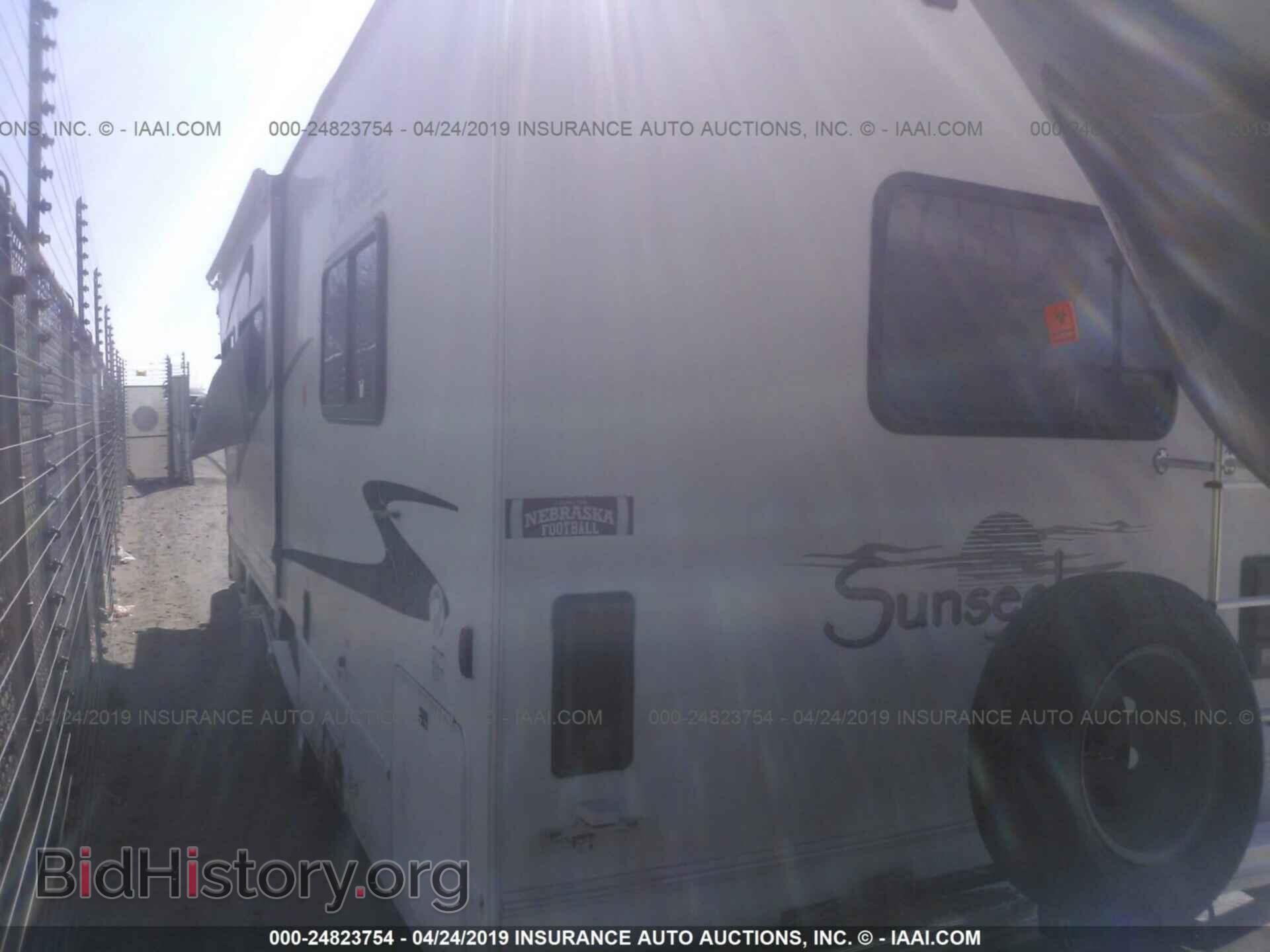 2006 FORD ECONOLINE - VIN: 1FDXE45S76DA31339 - Фото 3