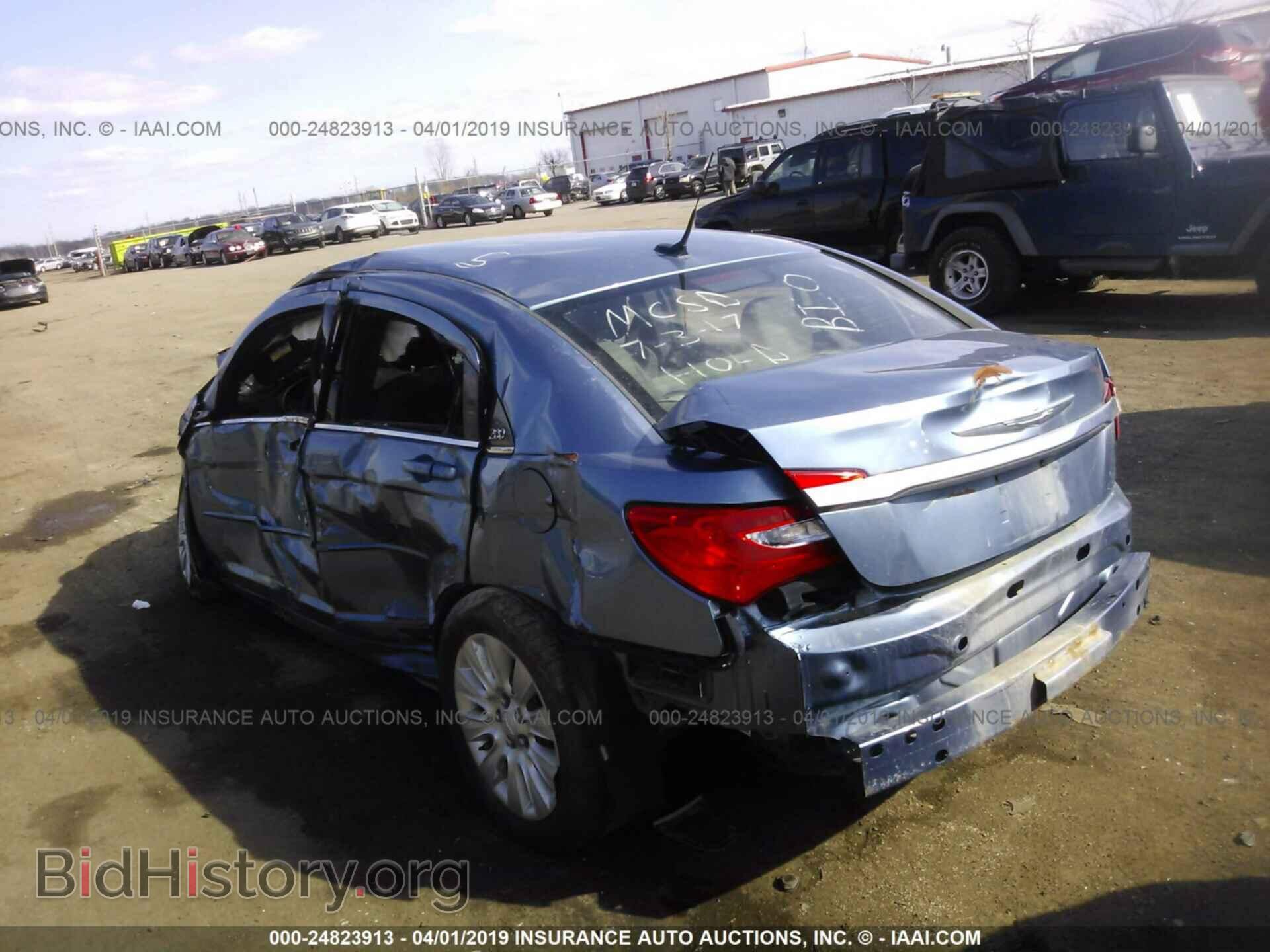 2011 CHRYSLER 200 - VIN: 1C3BC4FBXBN538456 - Фото 3