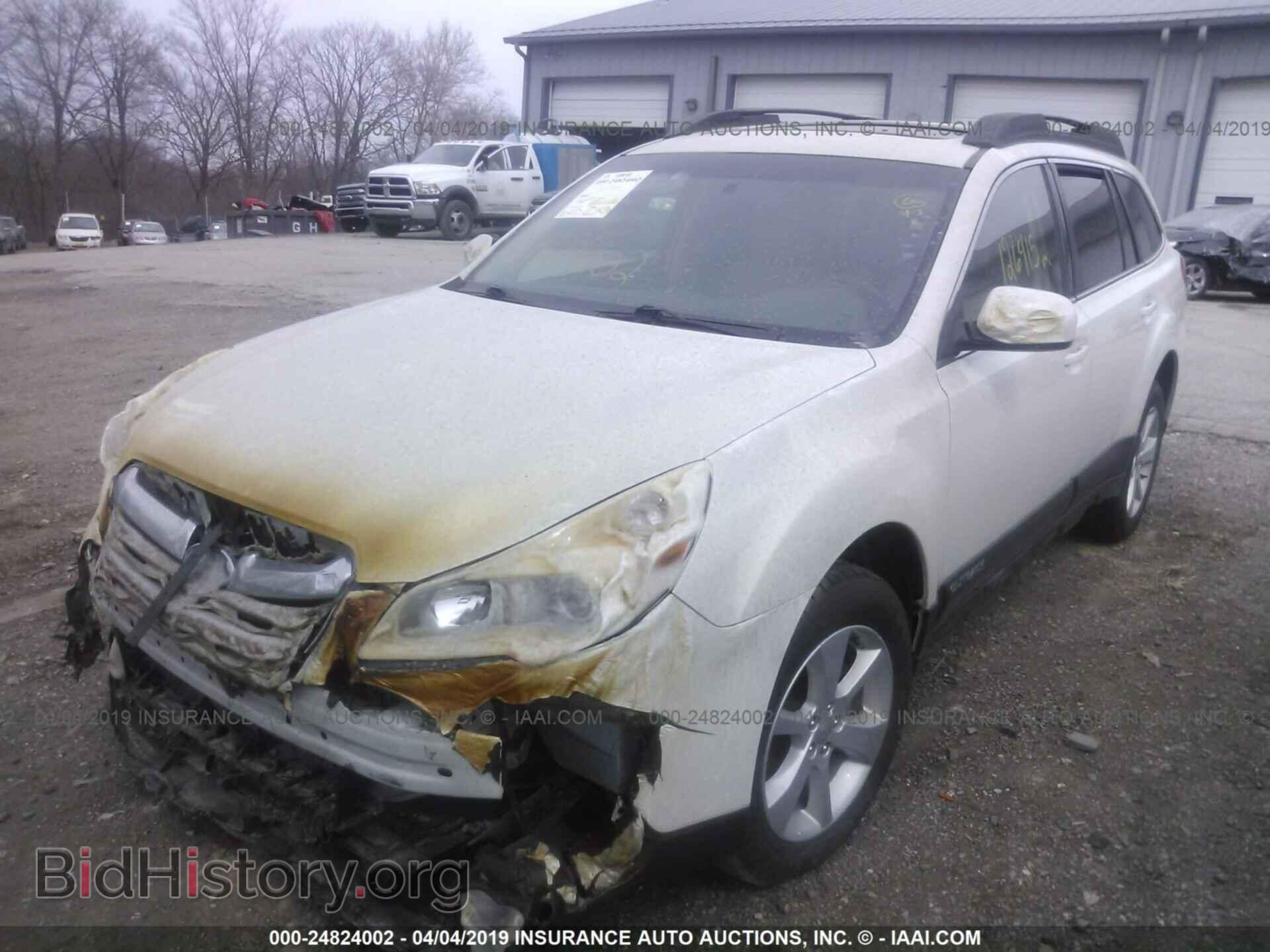 2014 SUBARU OUTBACK - VIN: 4S4BRCDC8E3266260 - Photo 2