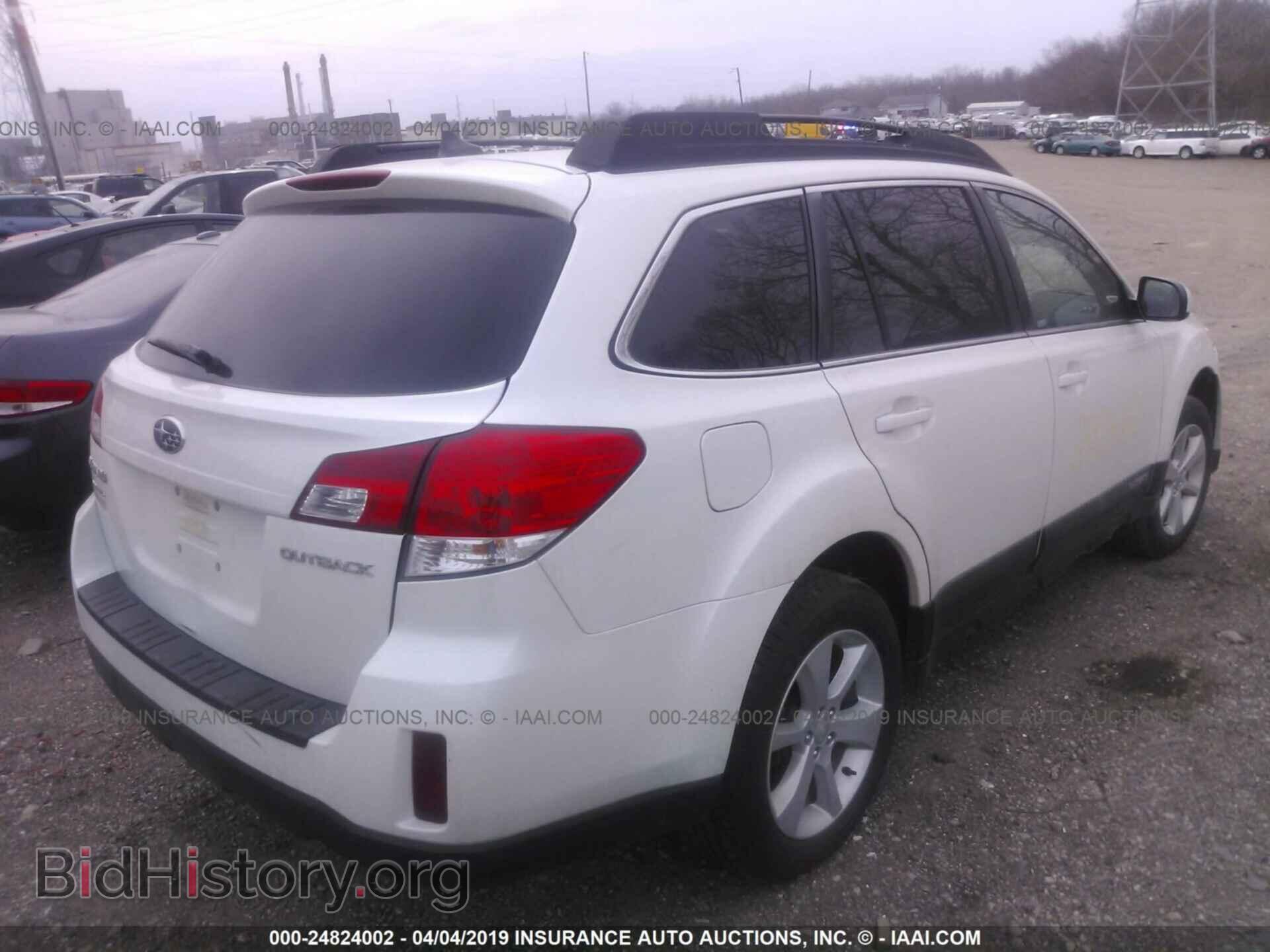 2014 SUBARU OUTBACK - VIN: 4S4BRCDC8E3266260 - Photo 4
