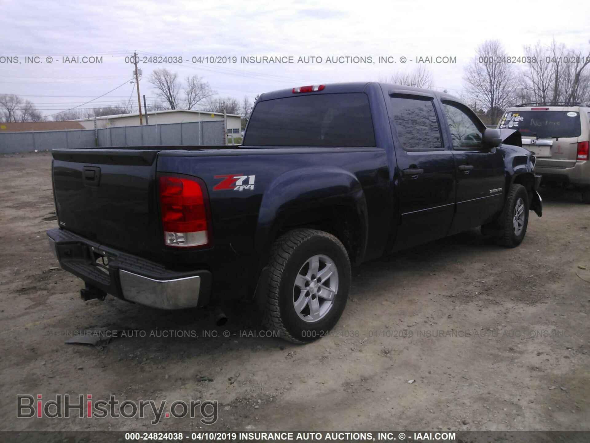 2011 GMC SIERRA - VIN: 3GTP2VE34BG267231 - Photo 4