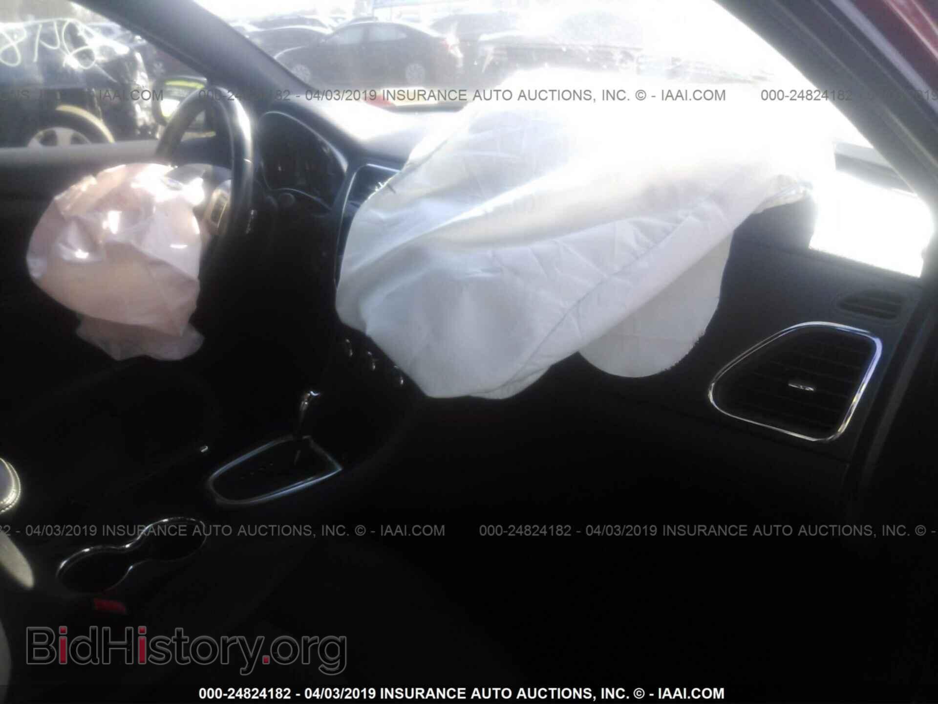 2011 CHRYSLER 200 - VIN: 1C3BC2FBXBN601091 - Photo 5