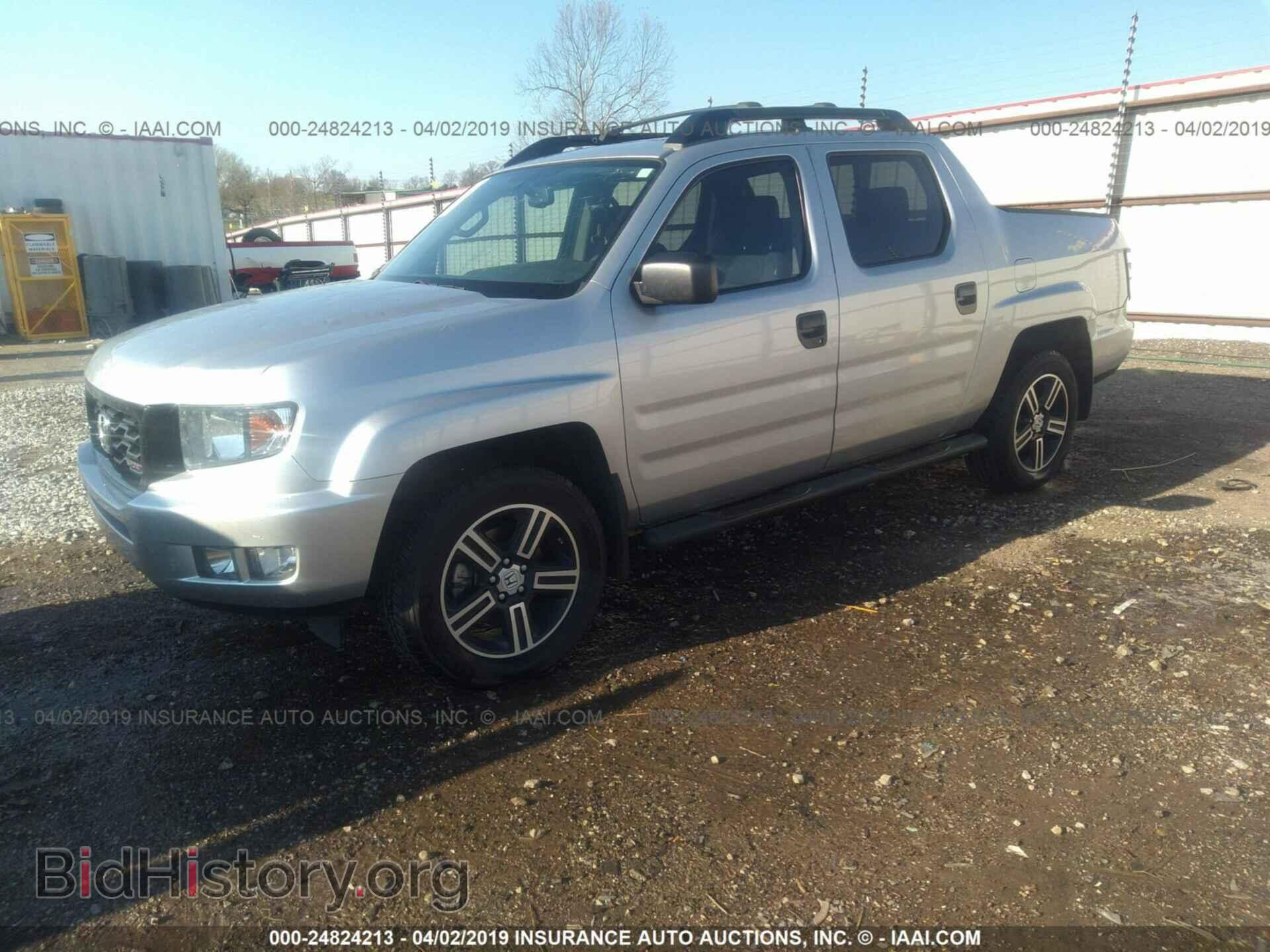2013 HONDA RIDGELINE - VIN: 5FPYK1F76DB016175 - Фото 2