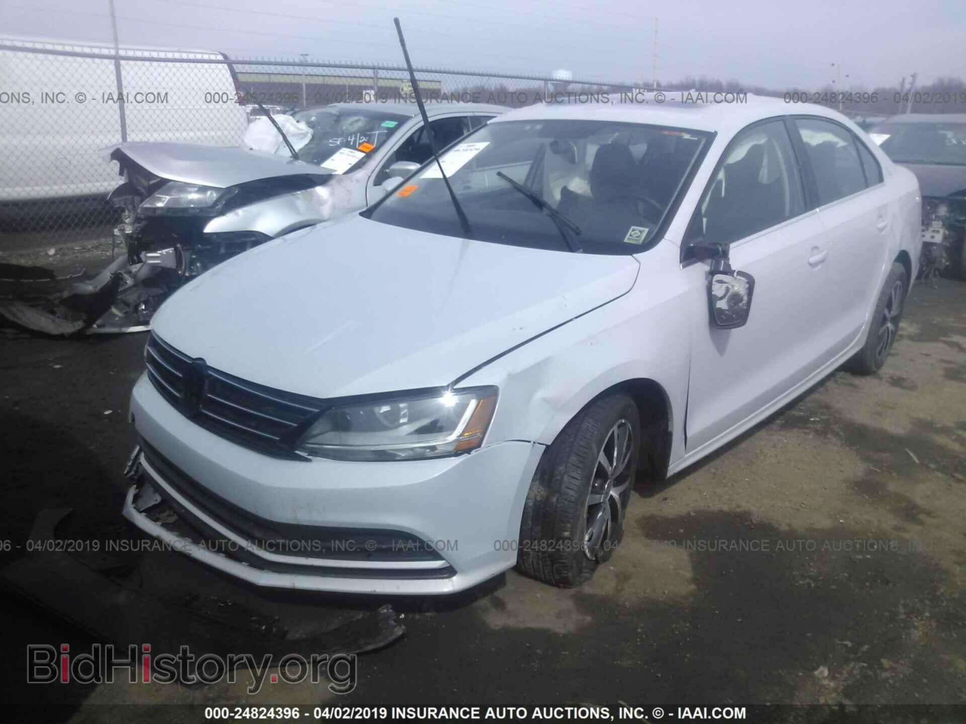 2017 VOLKSWAGEN JETTA - VIN: 3VWDB7AJ8HM365253 - Фото 2