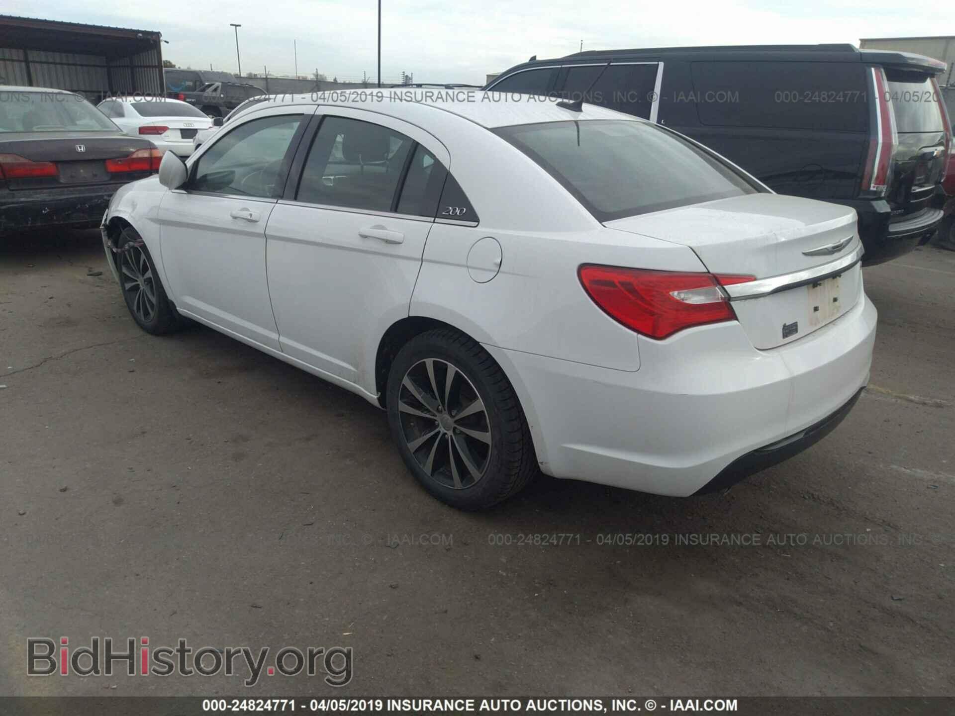 2014 CHRYSLER 200 - VIN: 1C3CCBBG2EN180302 - Фото 3