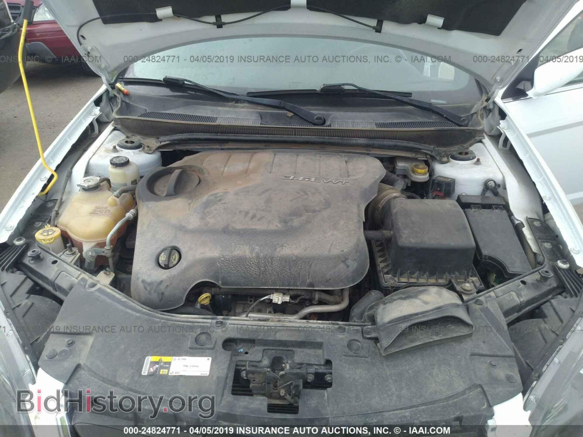 2014 CHRYSLER 200 - VIN: 1C3CCBBG2EN180302 - Фото 10