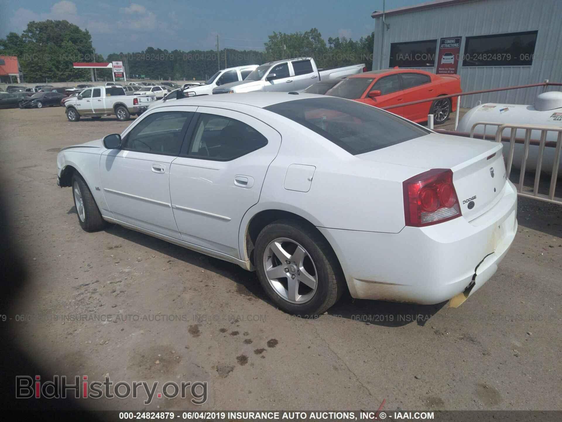 2010 DODGE CHARGER - VIN: 2B3CA3CV7AH257383 - Фото 3