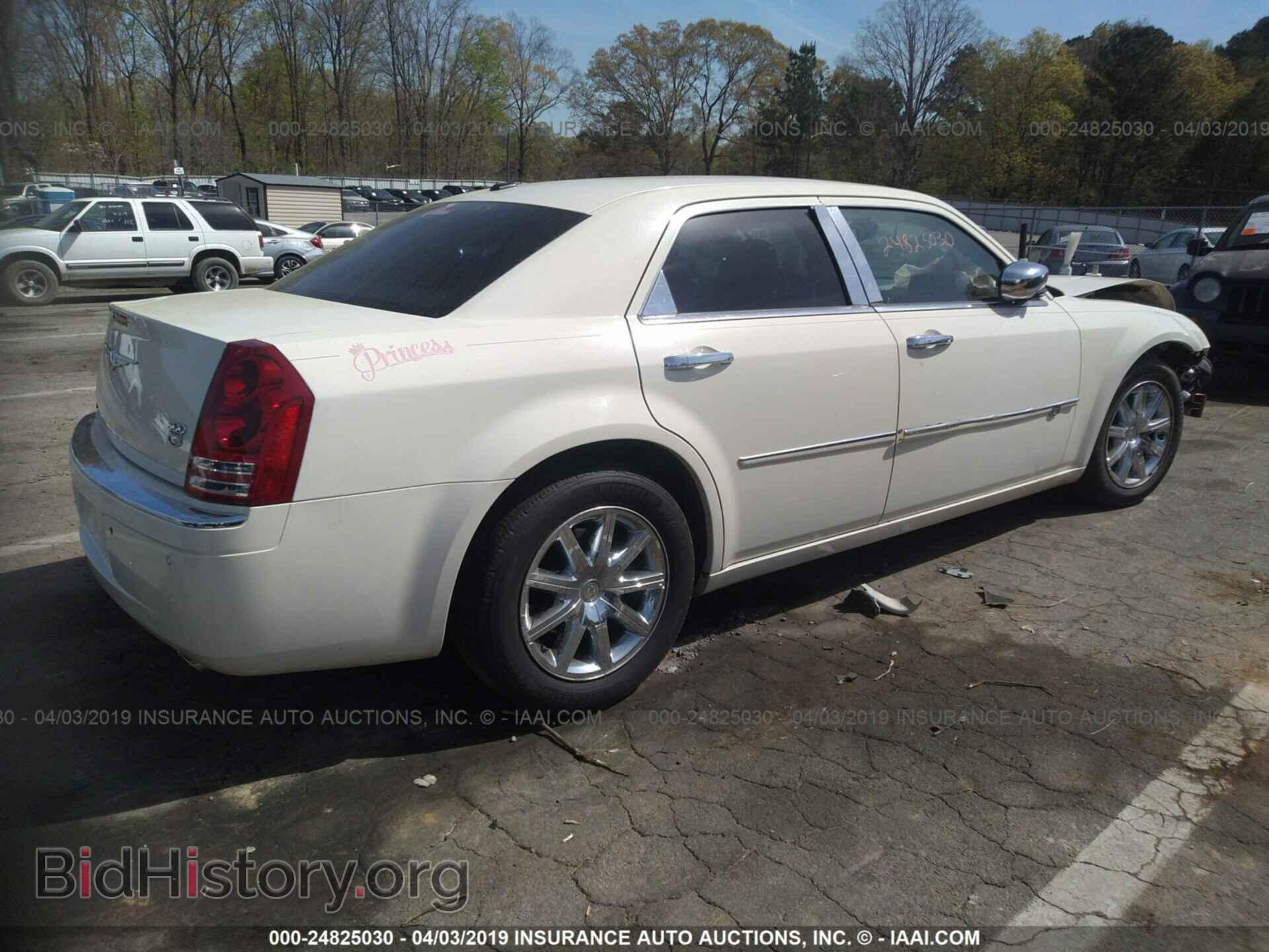 2010 CHRYSLER 300C - VIN: 2C3CA6CTXAH126449 - Фото 4