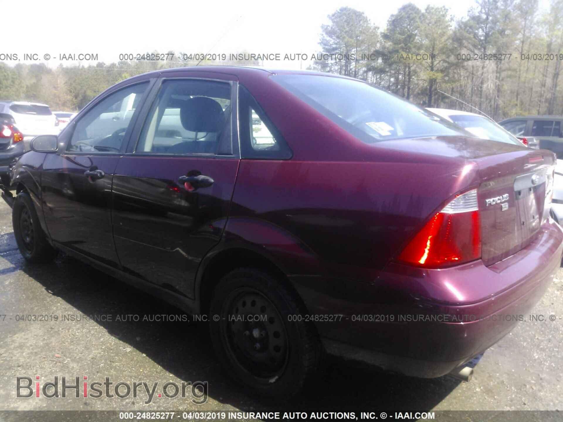 2006 FORD FOCUS - VIN: 1FAFP34N36W107911 - Фото 3