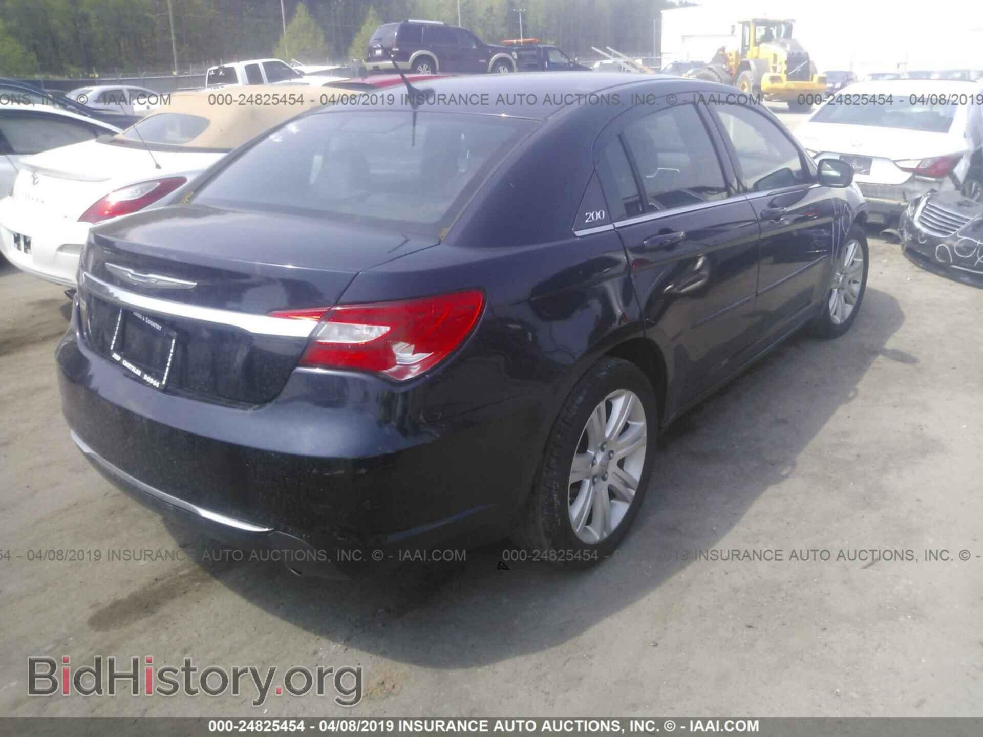 2012 CHRYSLER 200 - VIN: 1C3CCBAG6CN240080 - Фото 4