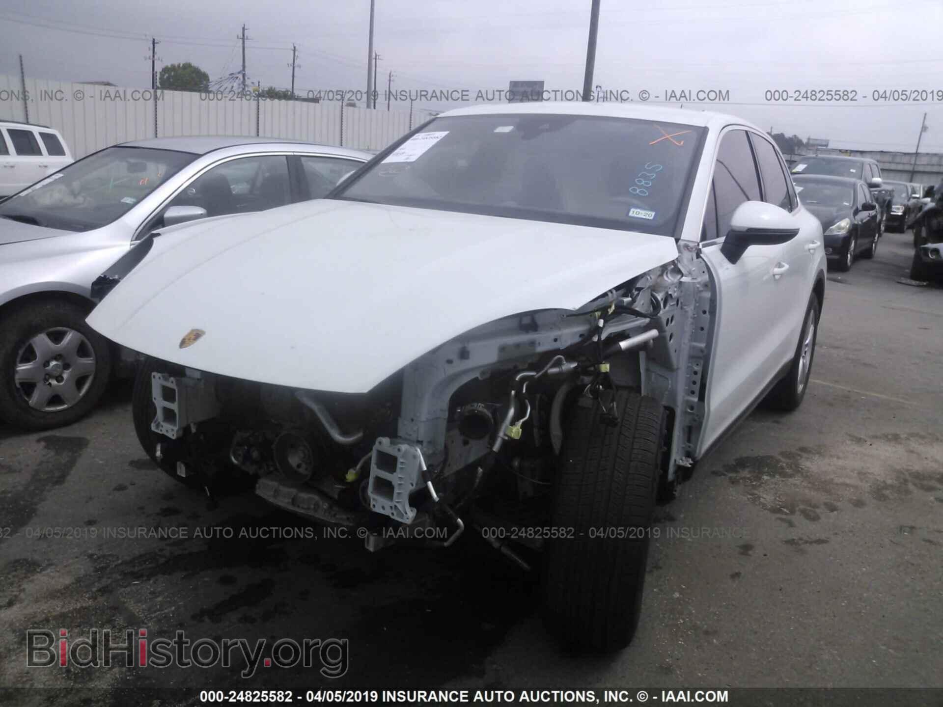 2019 PORSCHE CAYENNE - VIN: WP1AA2AY3KDA01896 - Photo 2