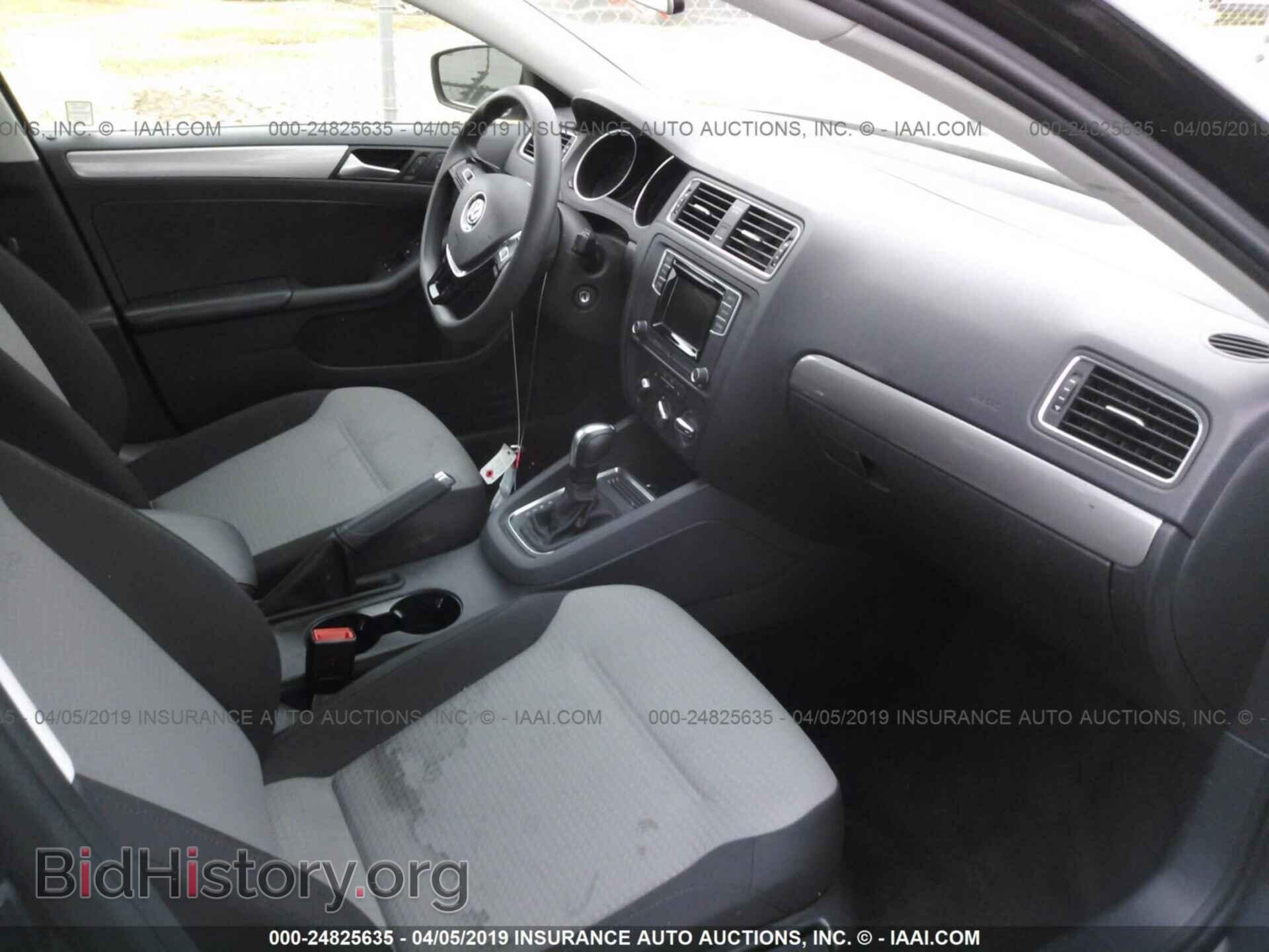 2017 VOLKSWAGEN JETTA - VIN: 3VW2B7AJ2HM405723 - Фото 5