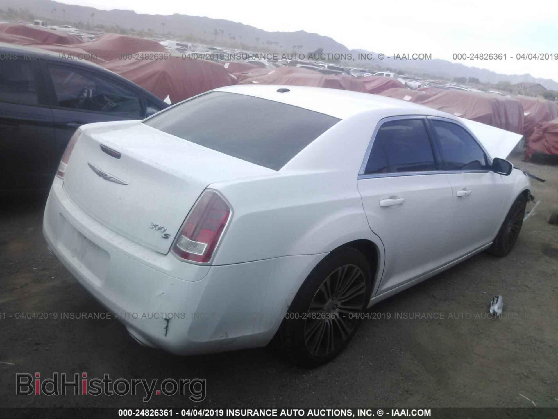 2012 CHRYSLER 300 - VIN: 2C3CCABG9CH213117 - Фото 4