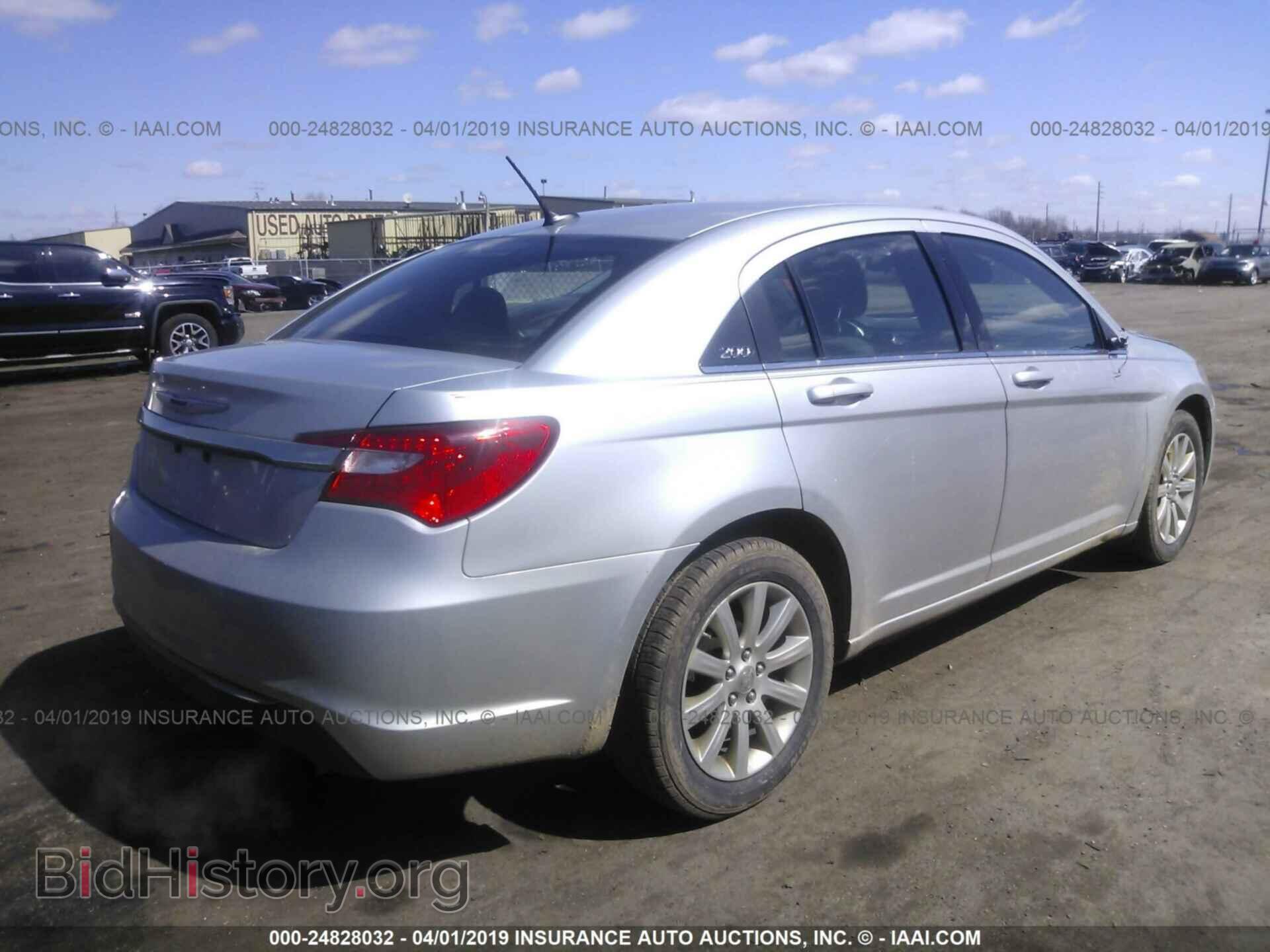 2012 CHRYSLER 200 - VIN: 1C3CCBBB1CN101204 - Фото 4