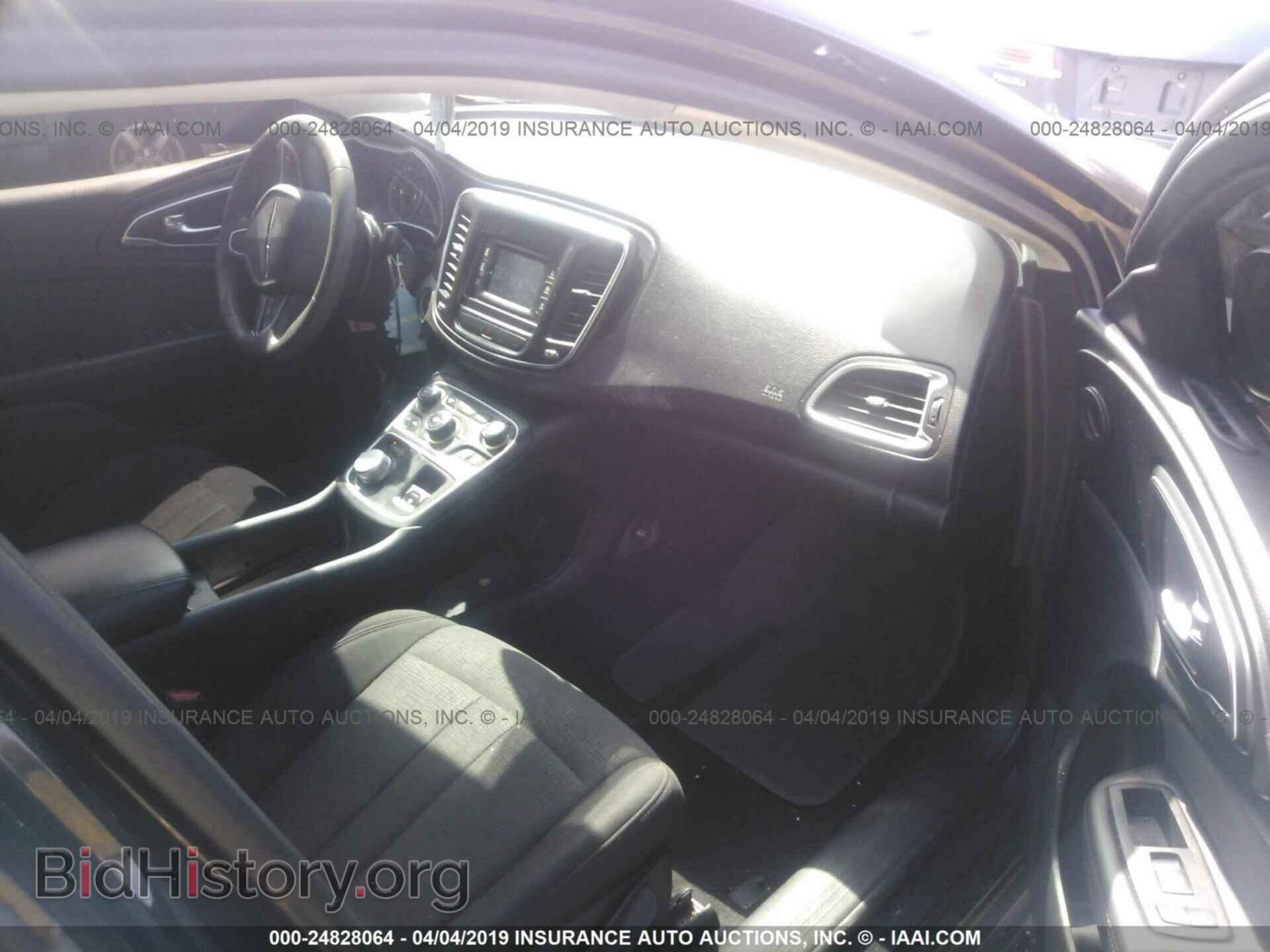 2016 CHRYSLER 200 - VIN: 1C3CCCAB0GN123661 - Фото 5