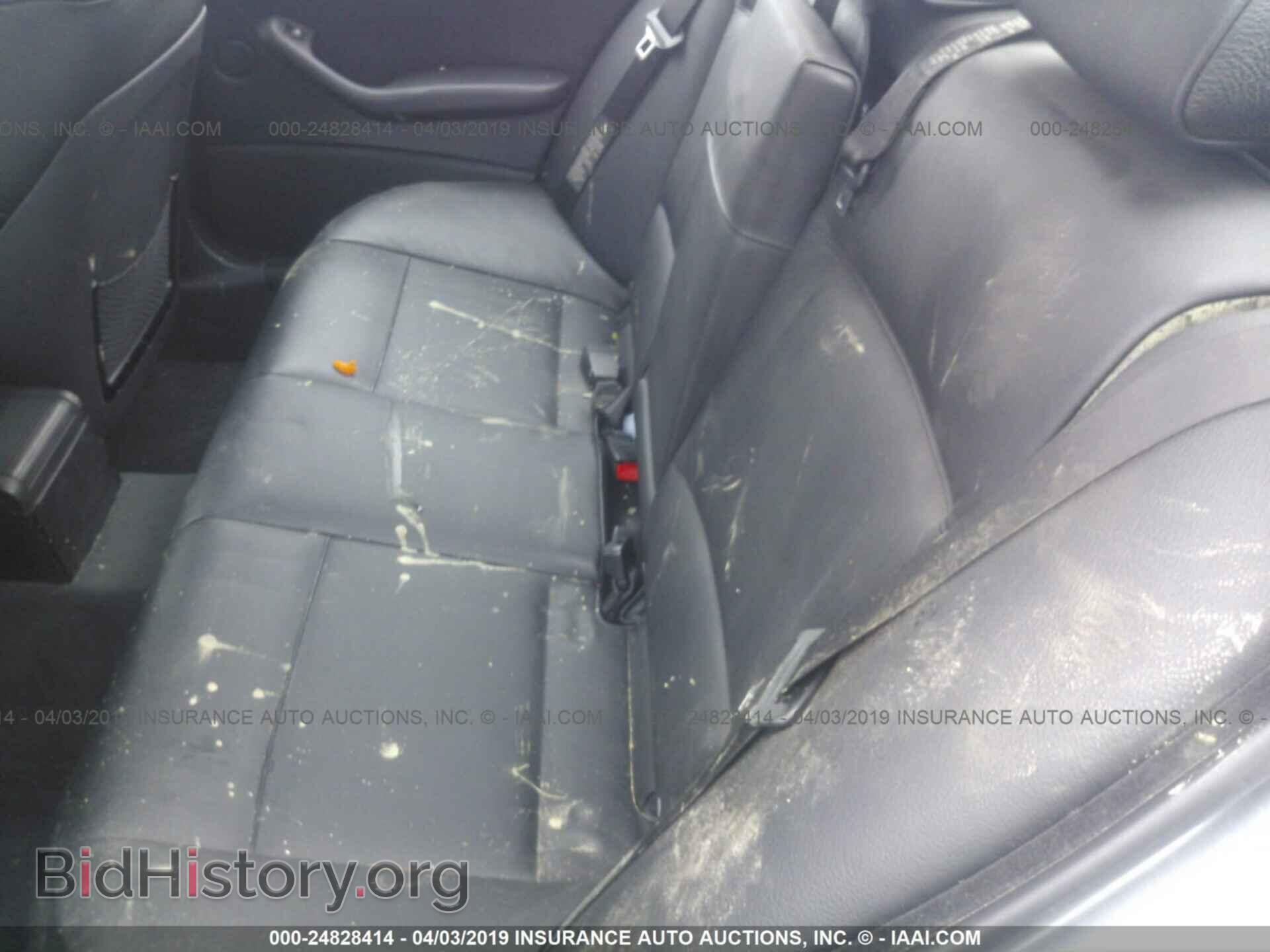 2005 BMW 330 - VIN: WBAEV53455KM42641 - Фото 8