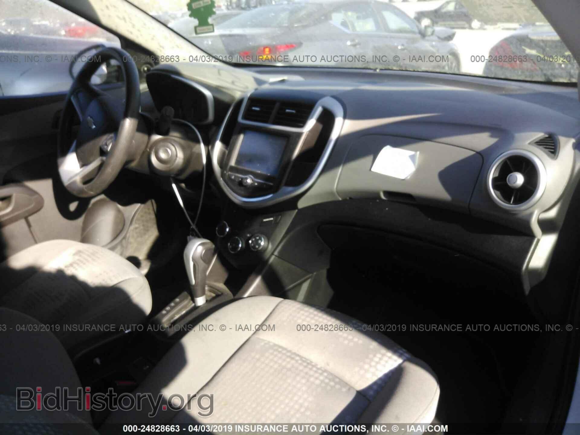 2017 CHEVROLET SONIC - VIN: 1G1JG6SH5H4167750 - Фото 5