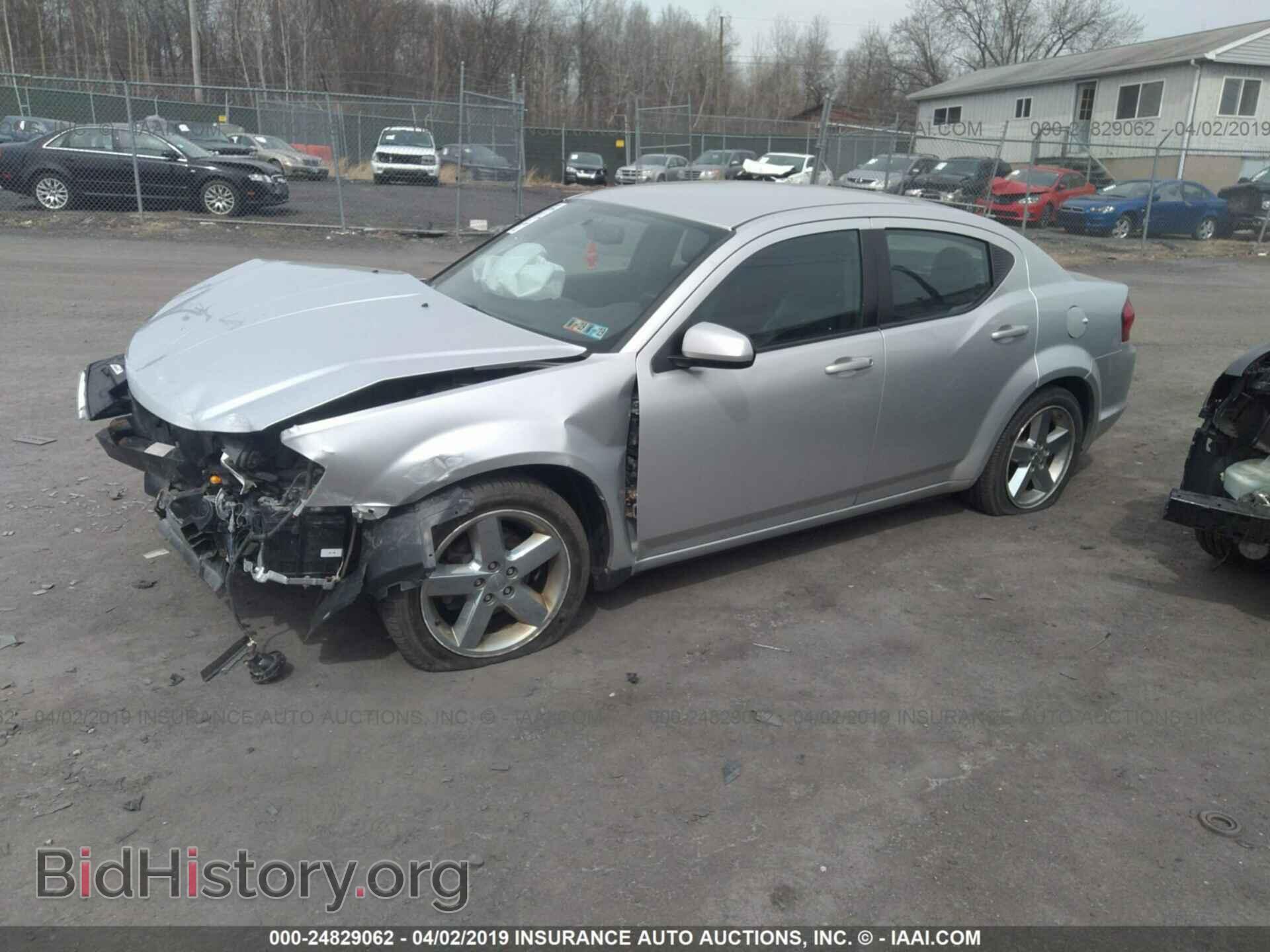 2011 DODGE AVENGER - VIN: 1B3BD2FGXBN588932 - Фото 2