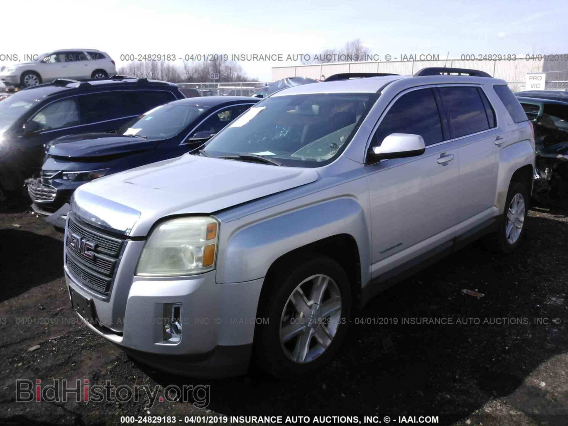 2010 GMC TERRAIN - VIN: 2CTALDEW5A6313428 - Photo 2