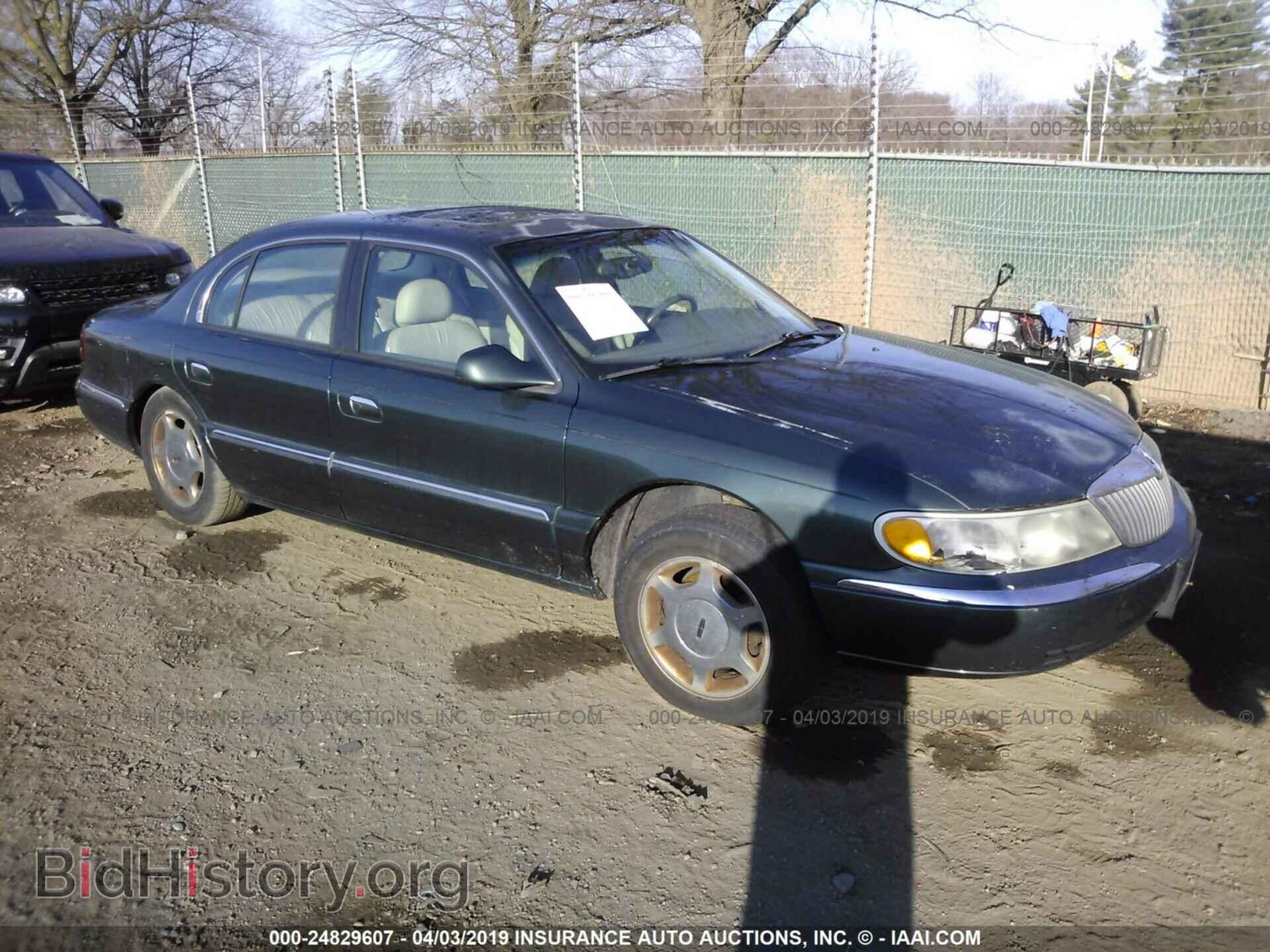 Photo 1LNHM97V61Y662886 - LINCOLN CONTINENTAL 2001